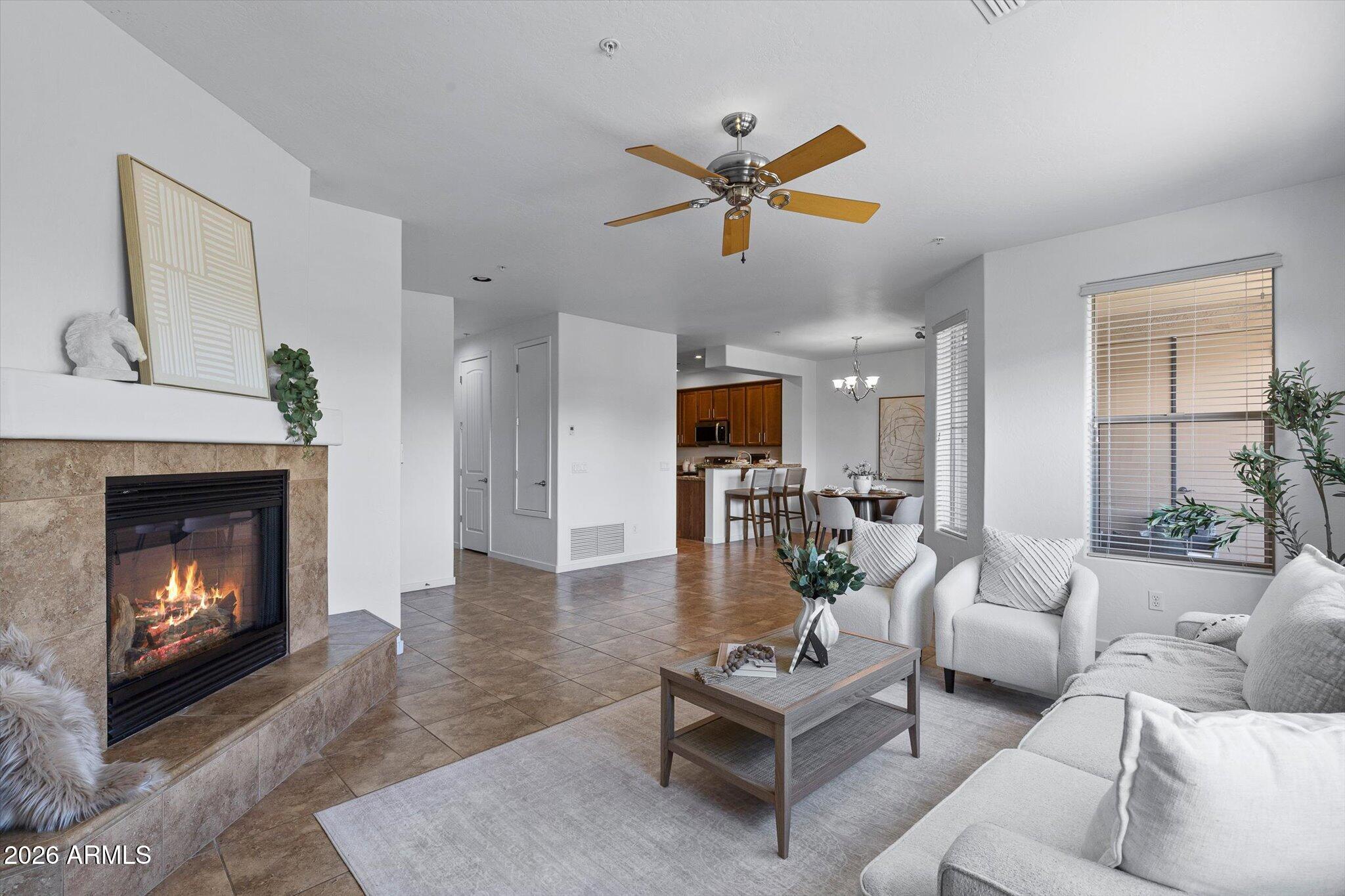 10260 E WHITE FEATHER Lane E 2015