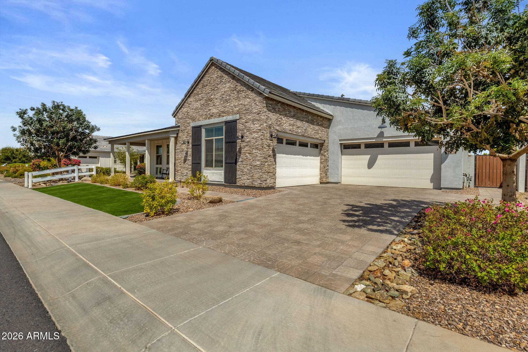 1486 E Mead Drive