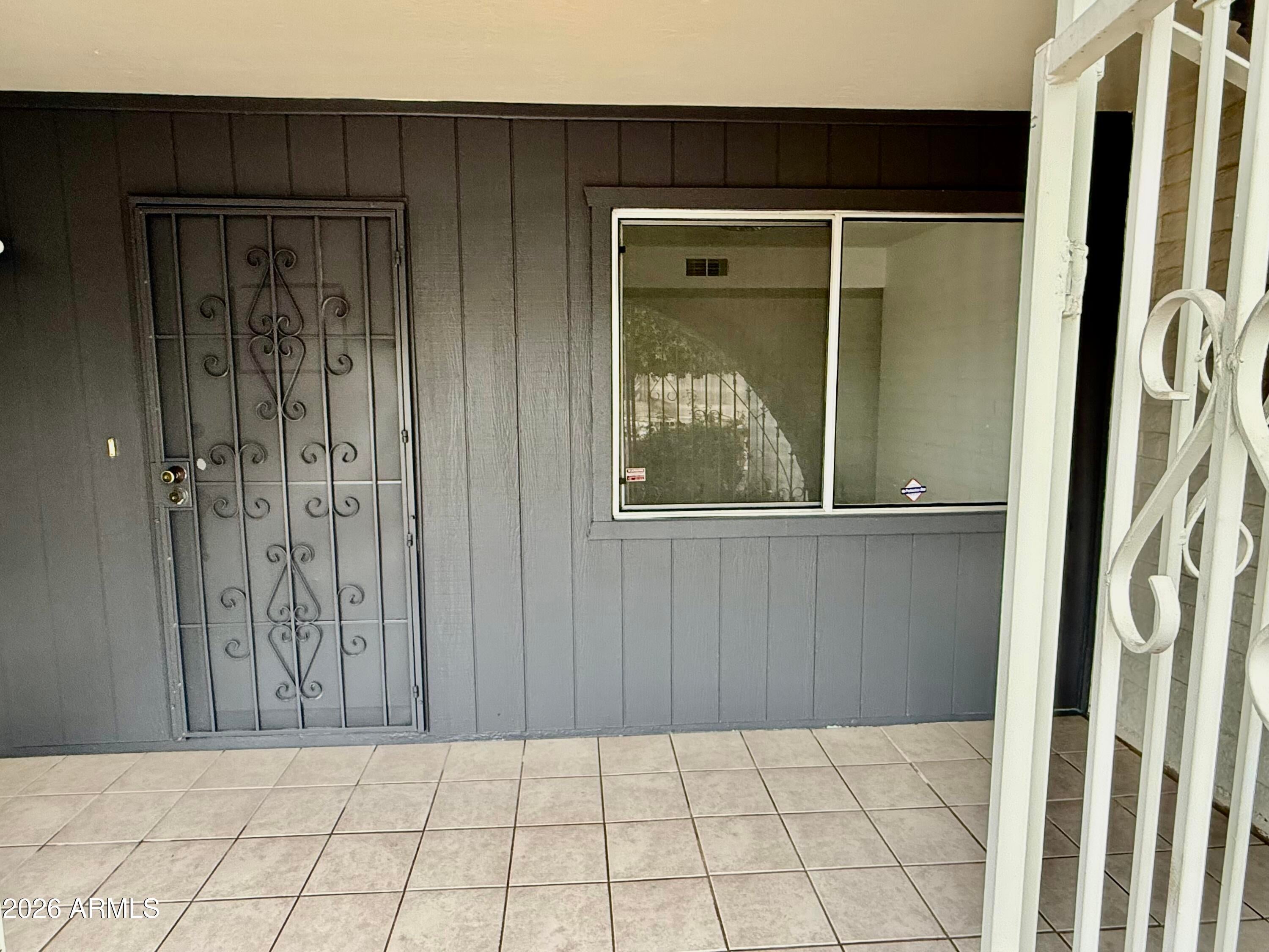 5817 W TIERRA BUENA Lane