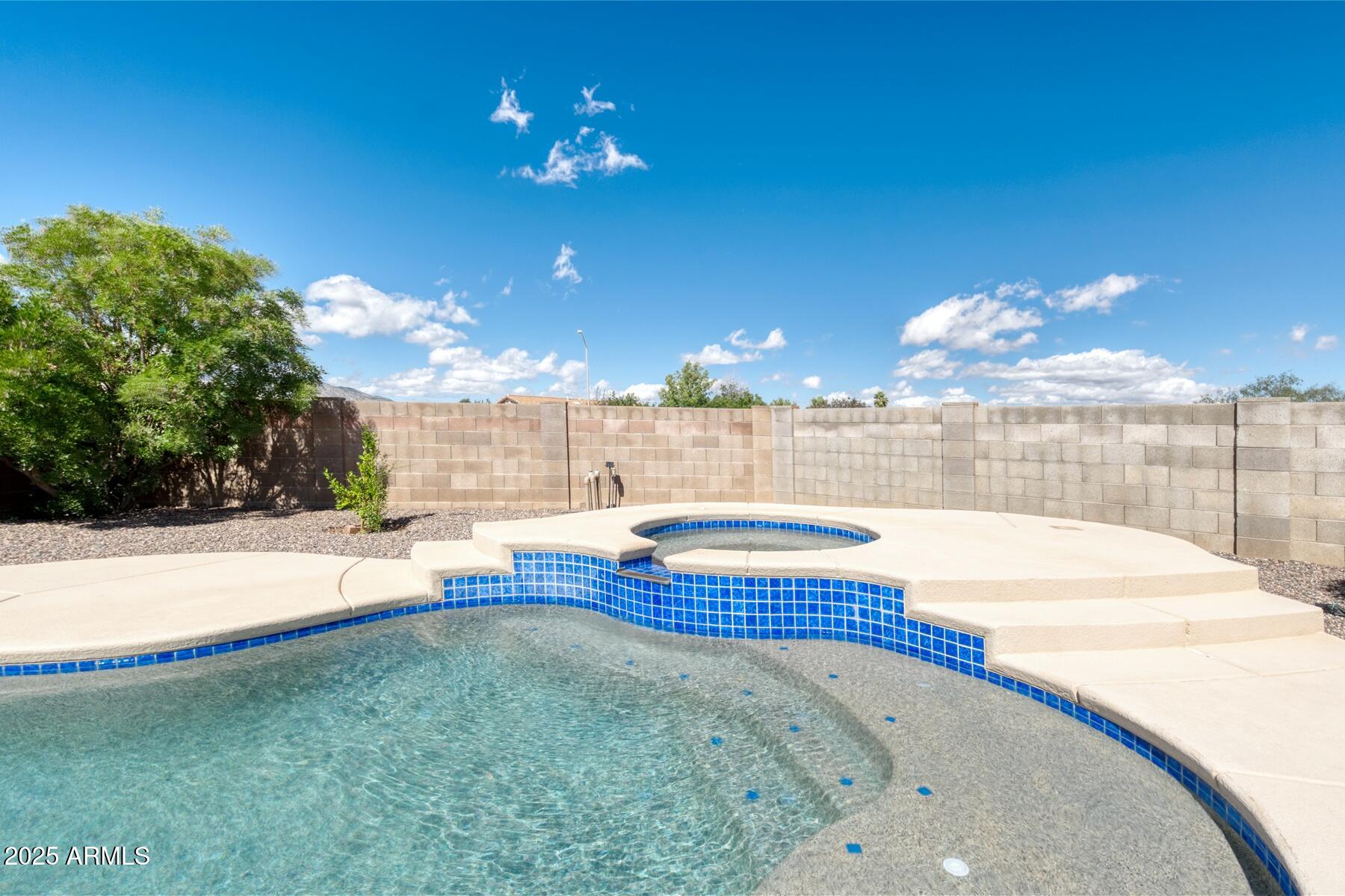 CANYON DE FLORES PHASE 1F - Residential