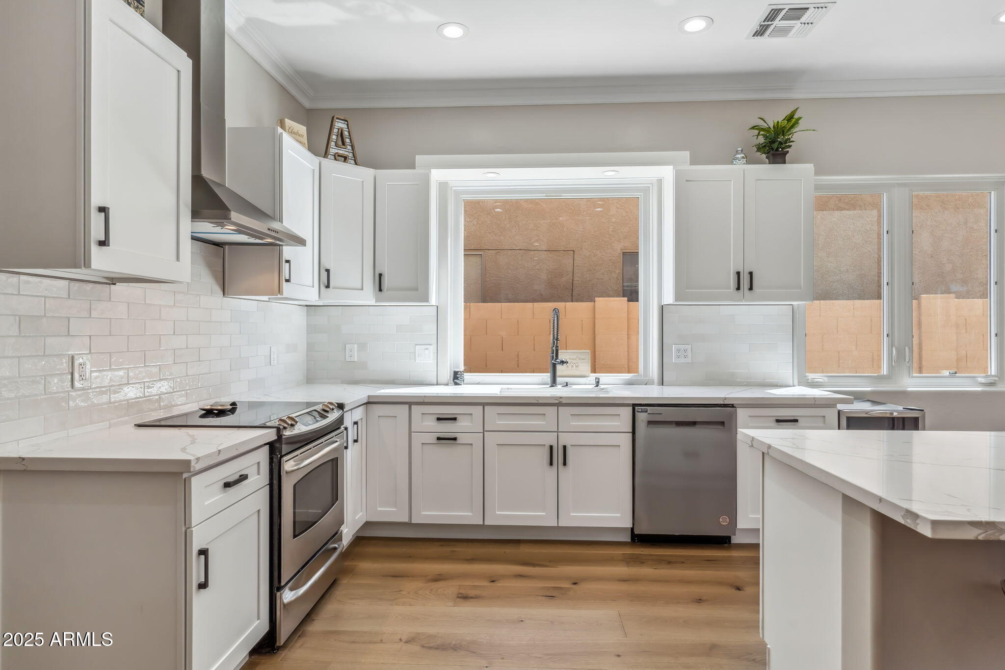 Mesa, Arizona 85212, United States, 3 Bedrooms Bedrooms, ,2 BathroomsBathrooms,Residential,Active,93997