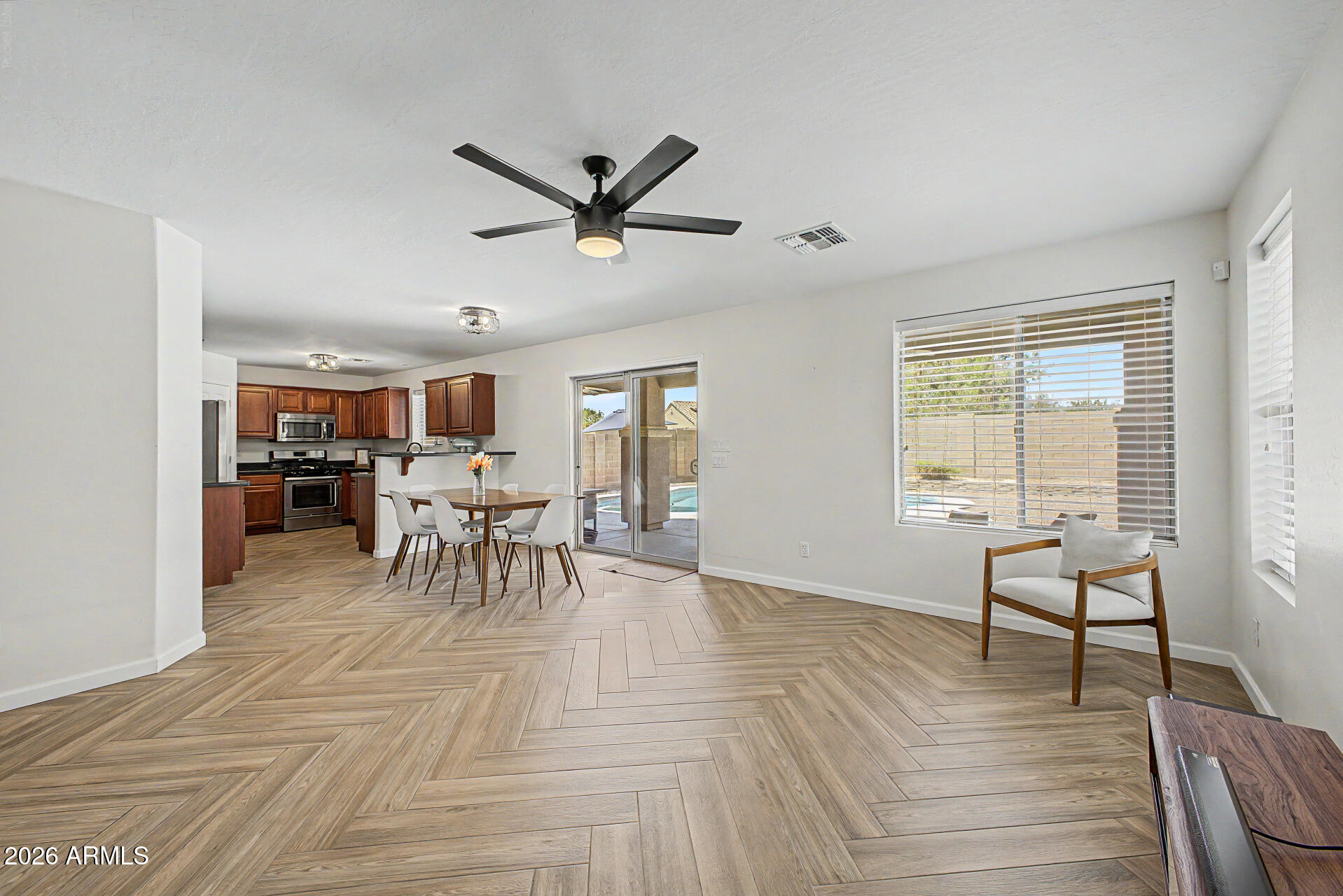 6026 S CLOVERDALE Lane