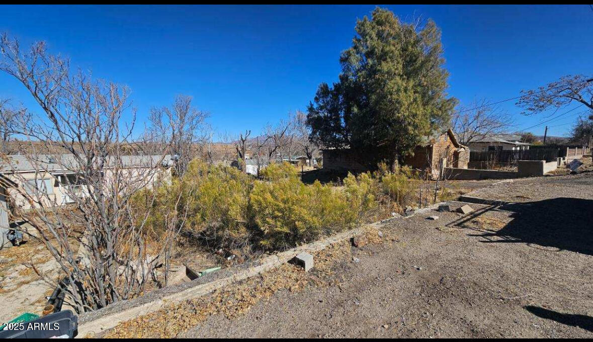 5999 S BOARD Drive -