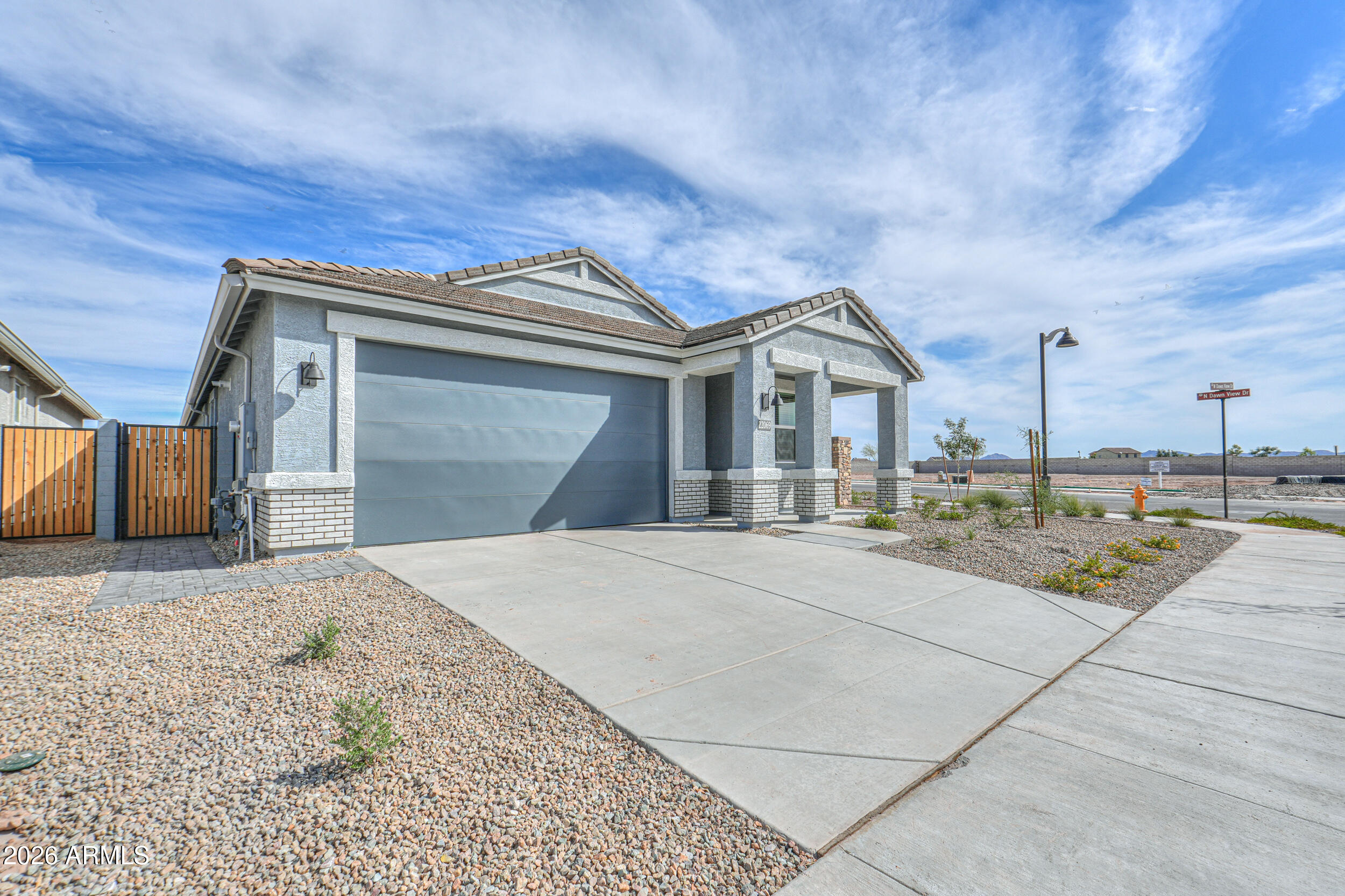 22069 N DAWN VIEW Drive