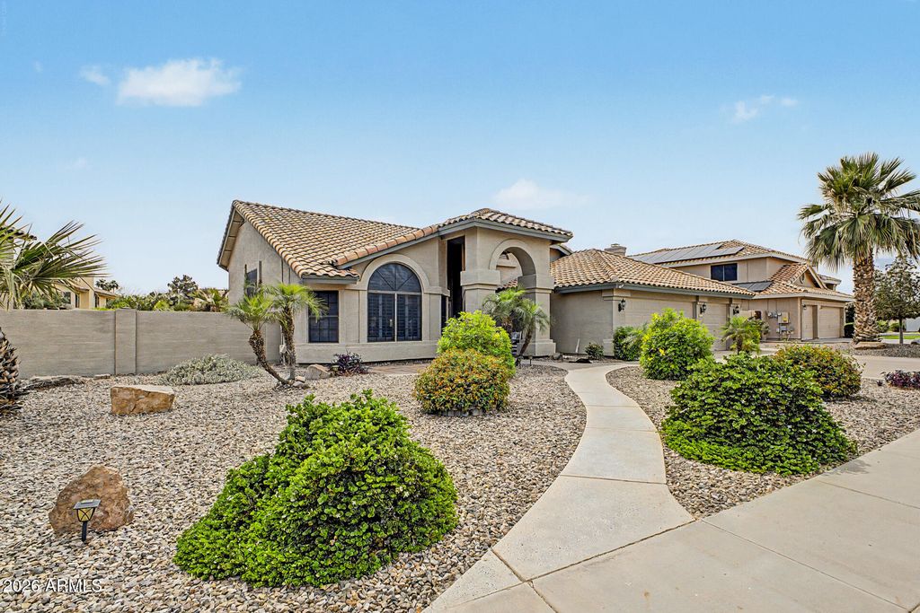 Photo of 159 E Courtney Lane, Tempe, AZ 85284 (MLS # 7009930)