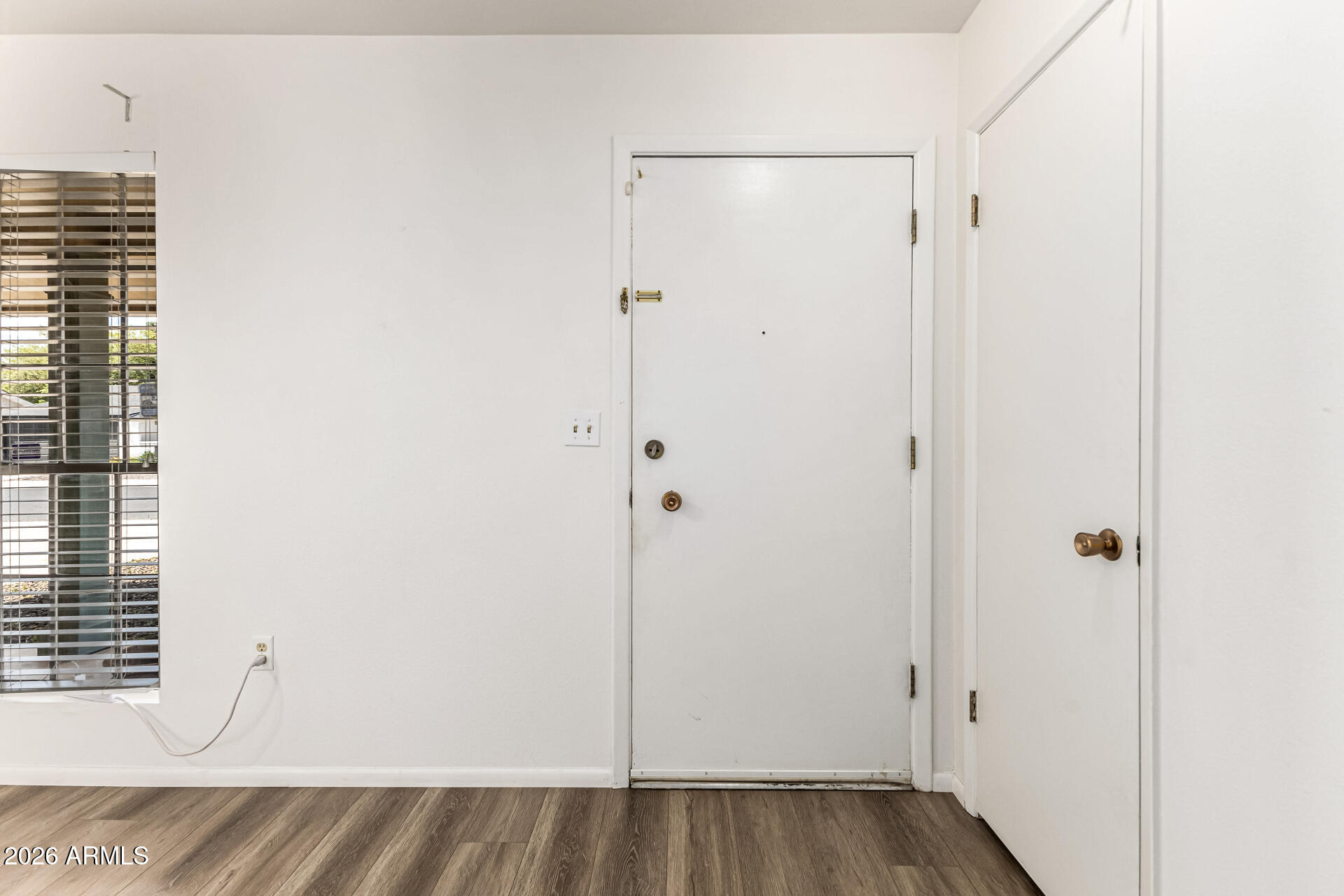 10803 W CAMELOT Circle