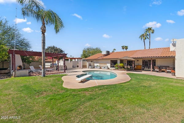 7525 E LARKSPUR DR, SCOTTSDALE, AZ 85260 - Image 8a92ca8a0a9b985e9048a103054e3296/2063879059