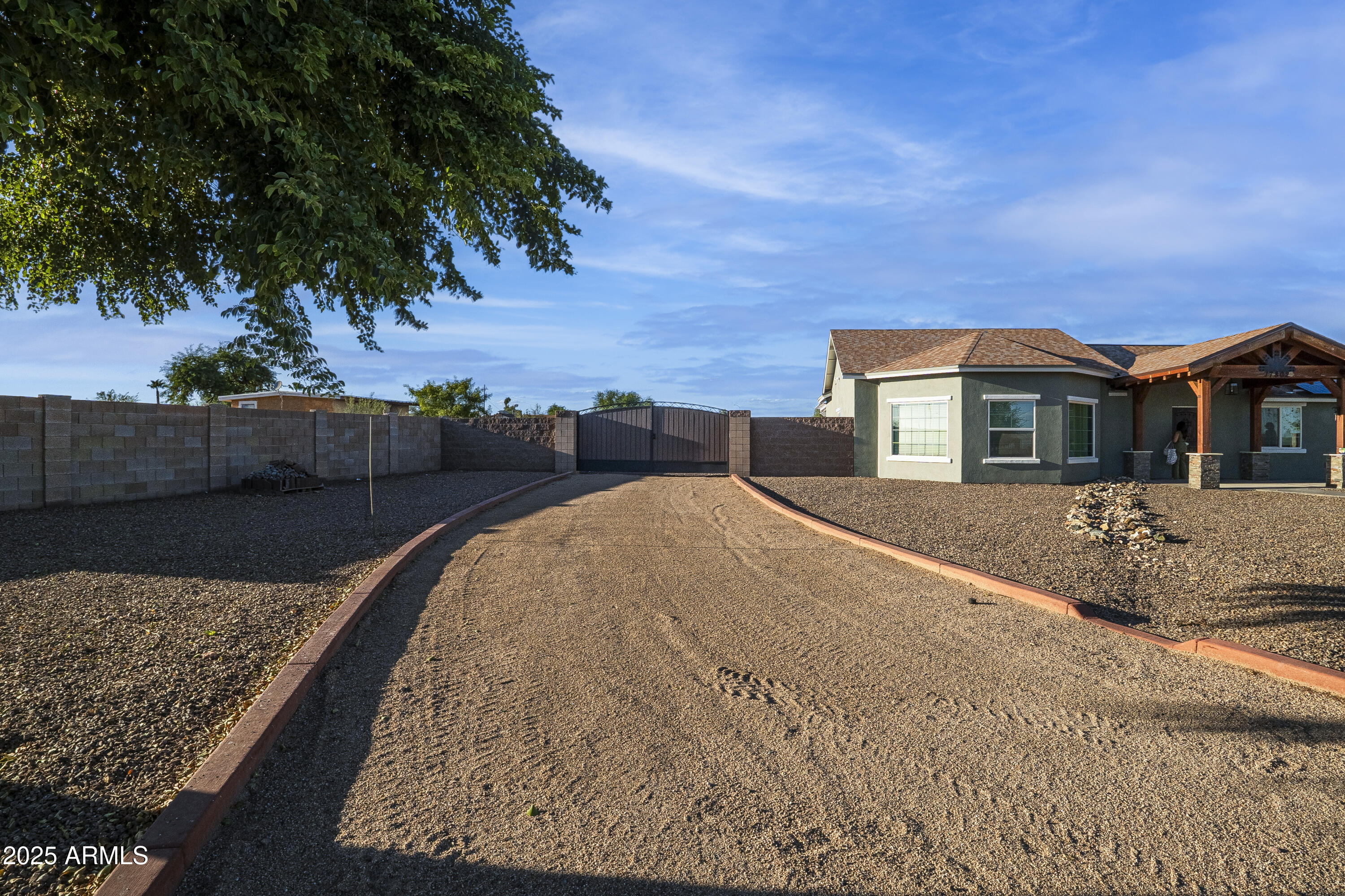 17802 W NORWICH Drive