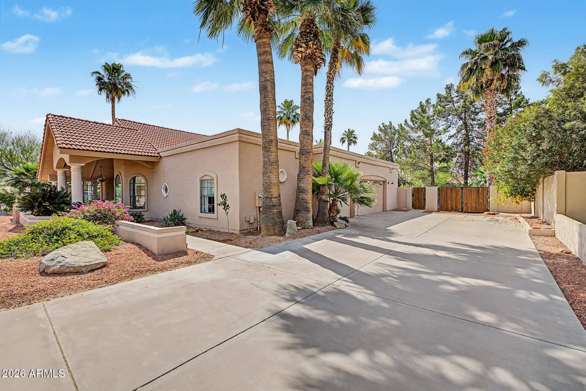 AHWATUKEE CUSTOM ESTATES - Residential