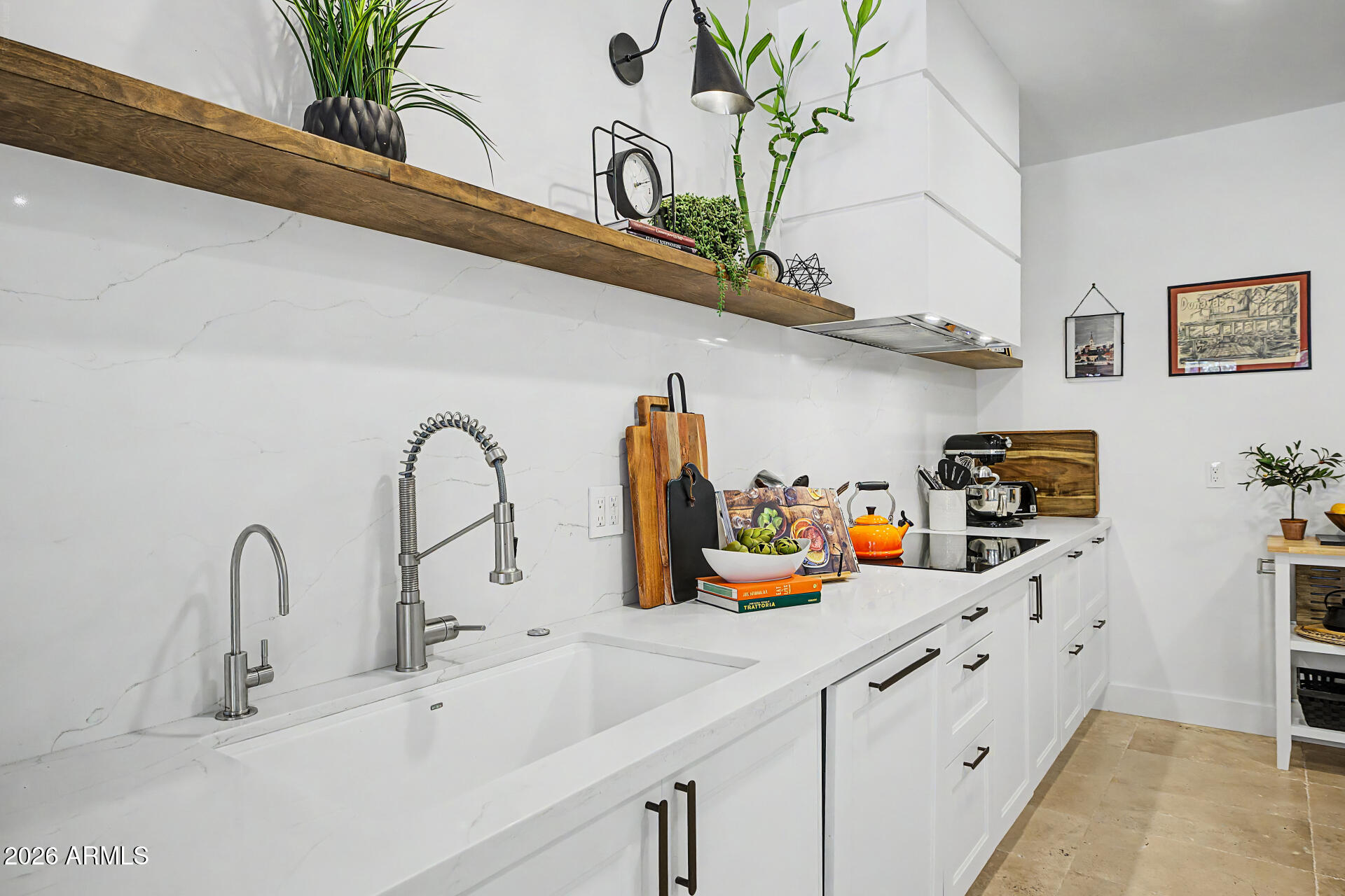 3521 E CHEROKEE Street