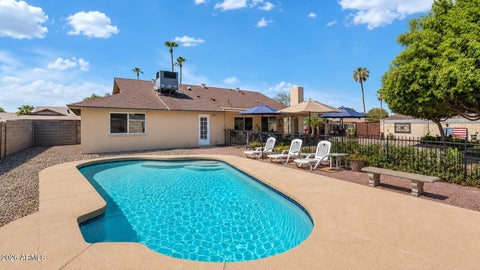 6038 W DESERT HILLS Drive Glendale AZ 85304