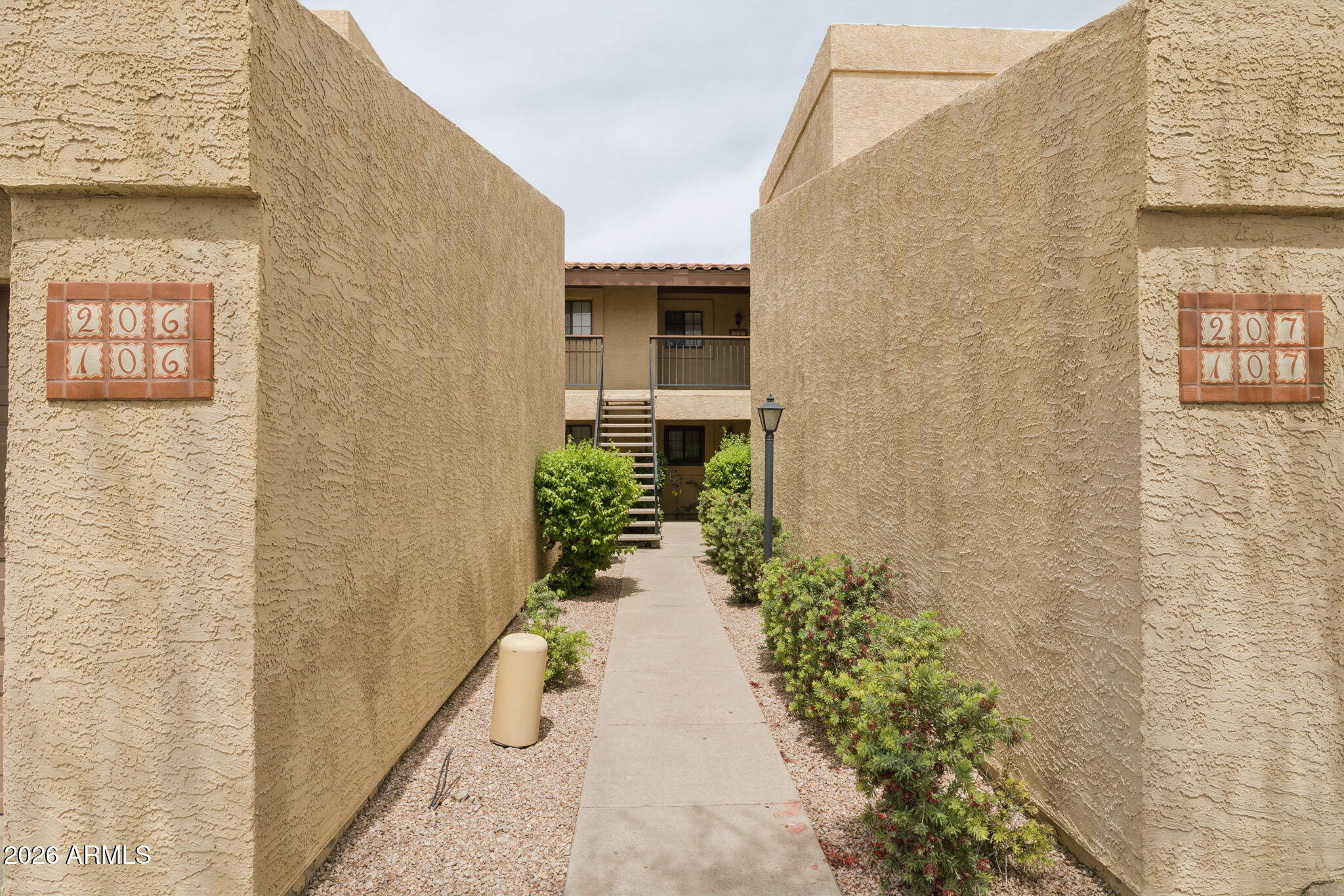 8344 N 21ST Drive I207