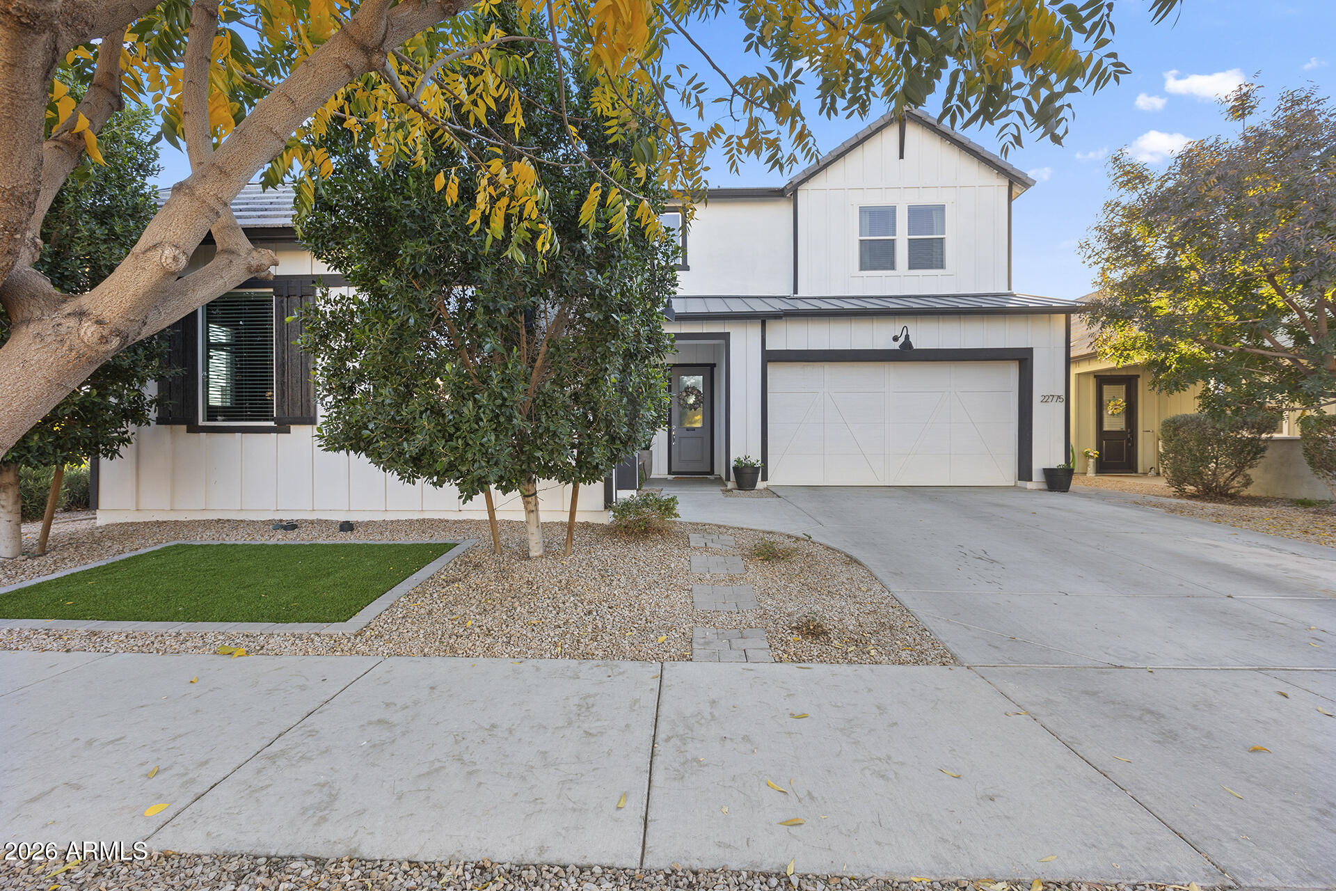 22775 E CALLE LUNA --