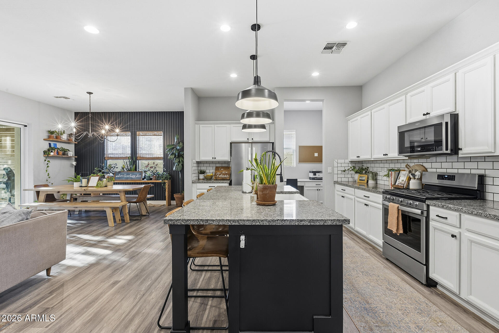 22775 E CALLE LUNA --