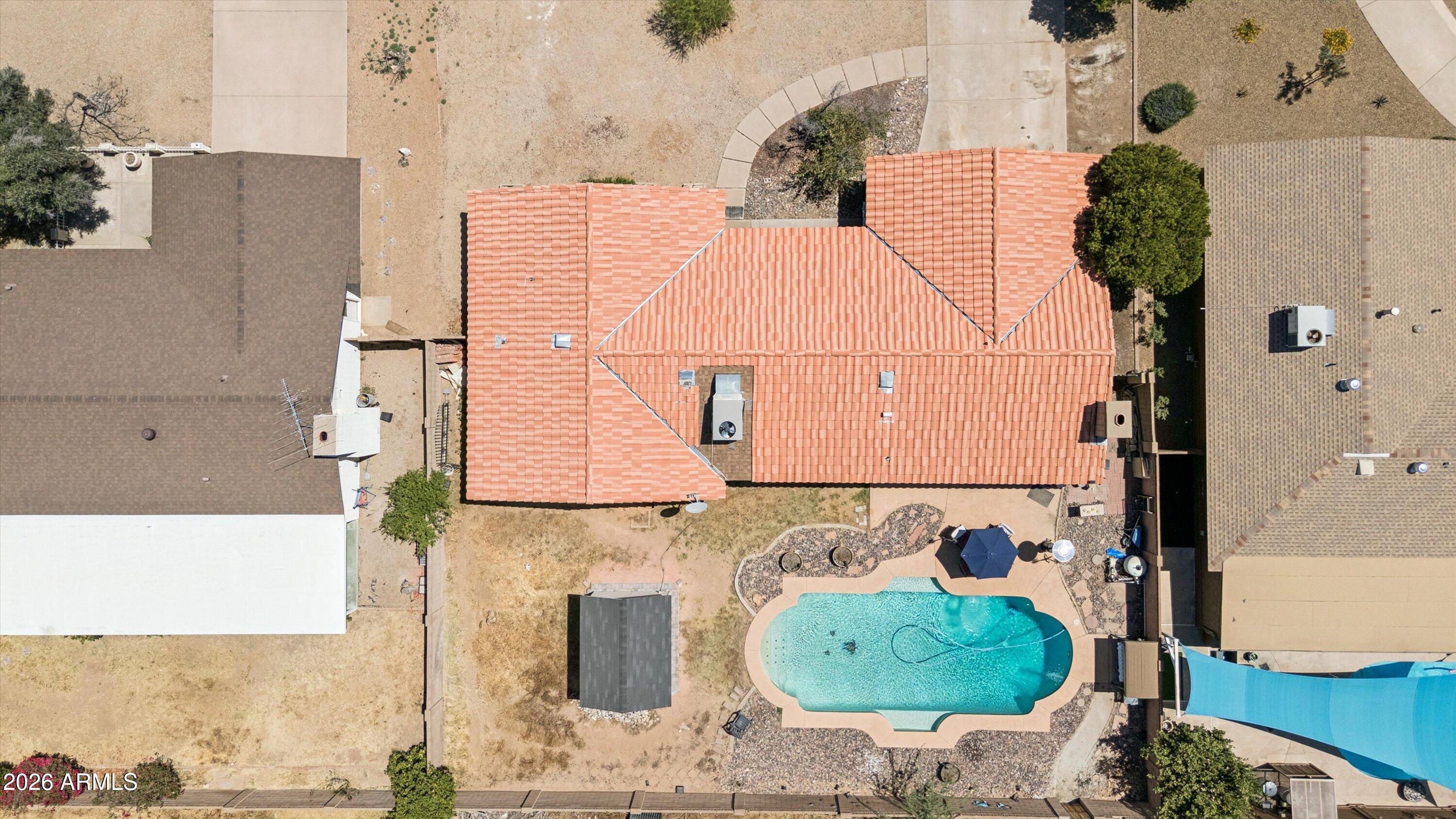 2914 E BERYL Avenue
