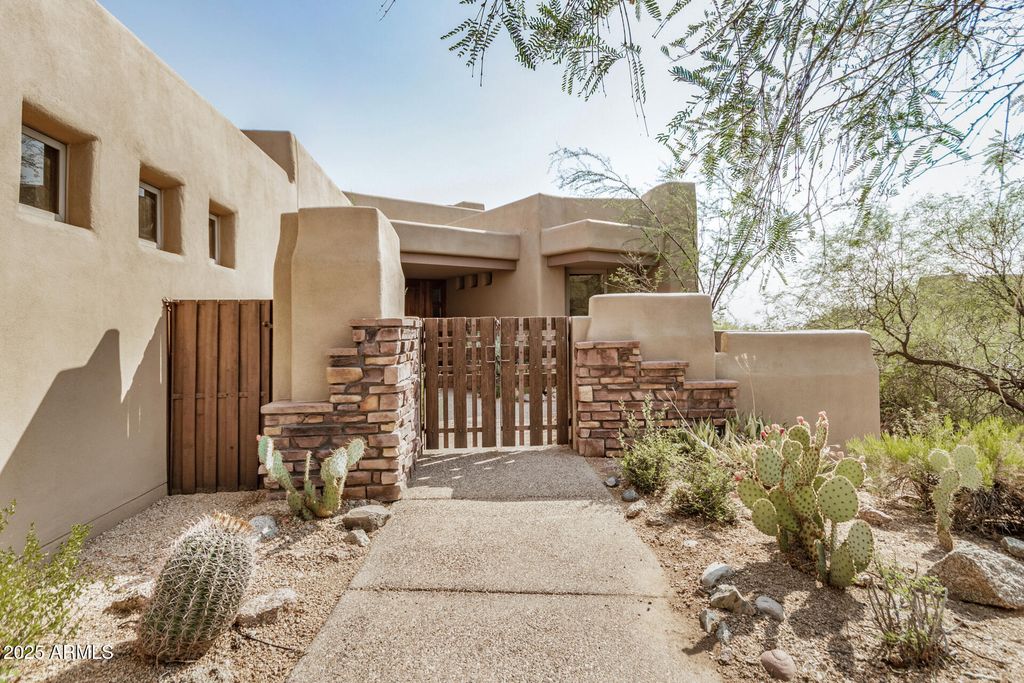 Photo of 39964 N 112th Street, Scottsdale, AZ 85262 (MLS # 6892545)