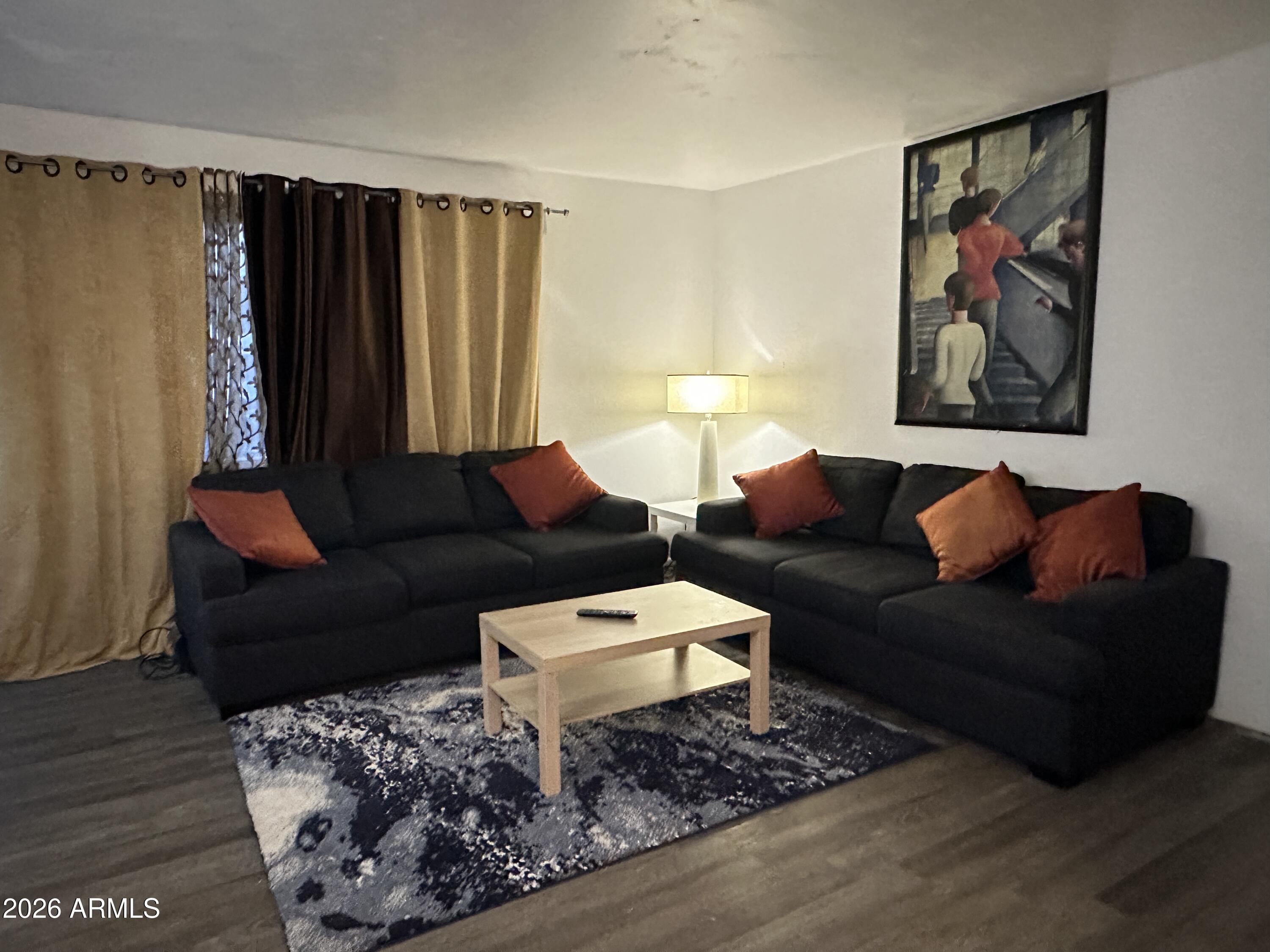 700 W UNIVERSITY Drive 122