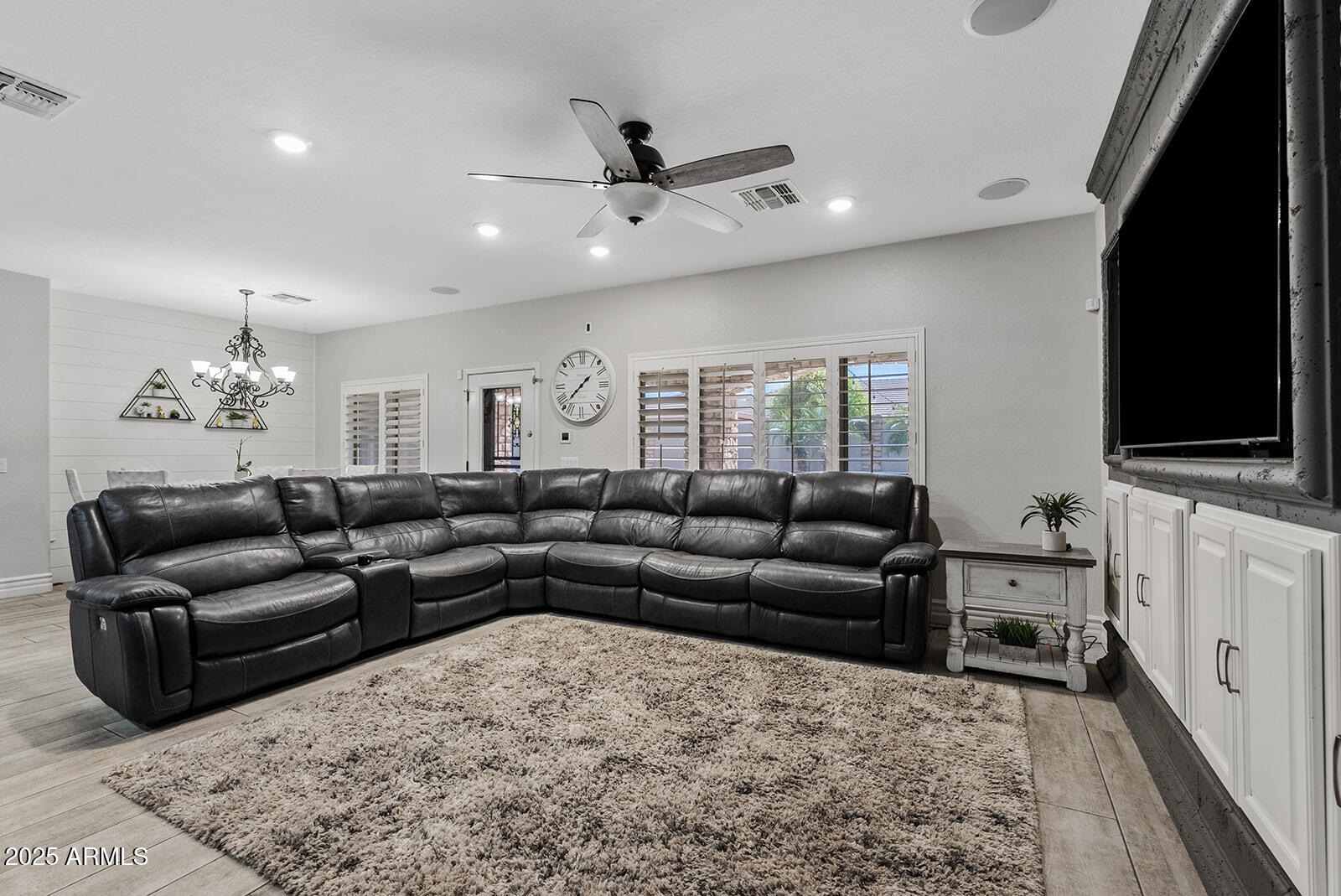 21921 E DOMINGO Road