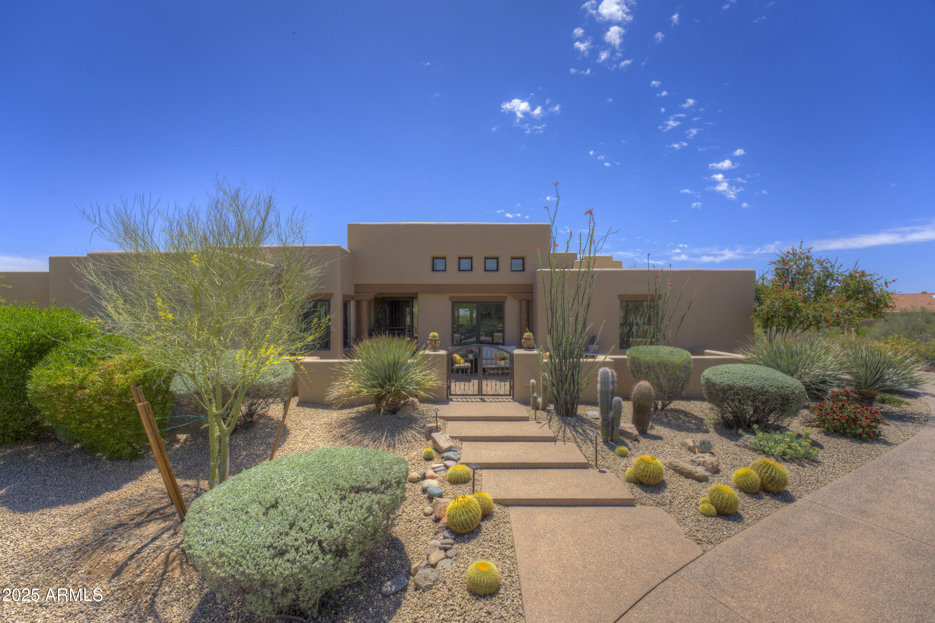 1401 E BOULDER PASS --