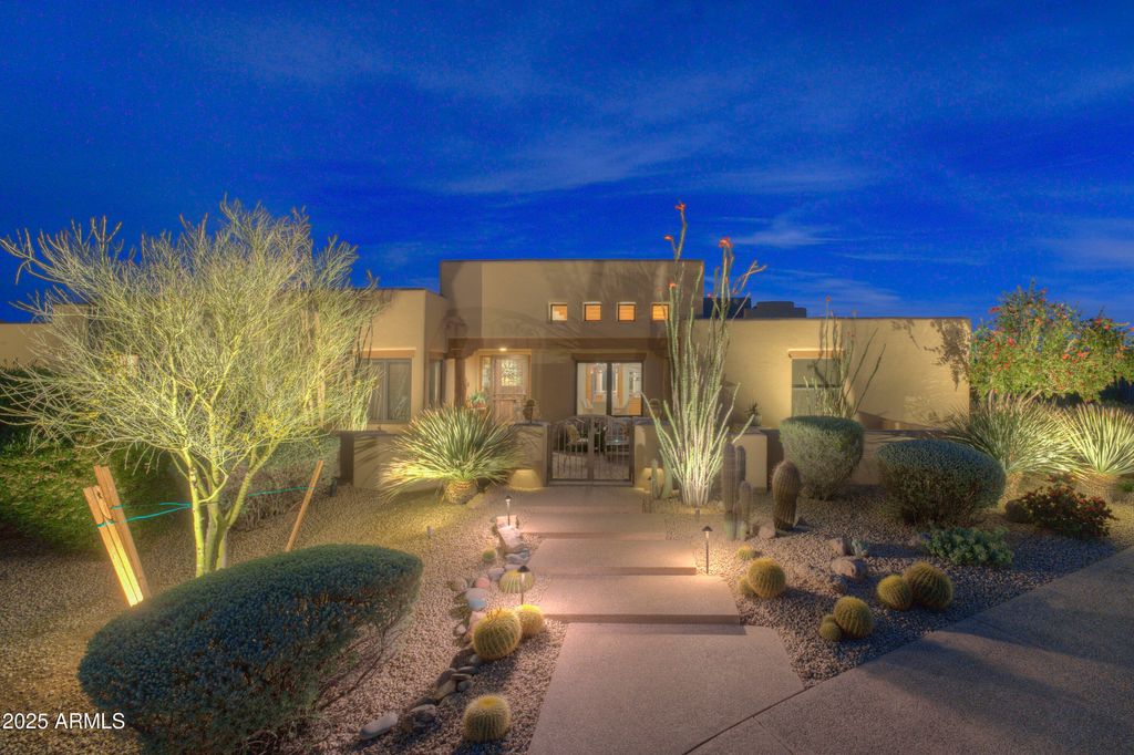 Photo of 1401 E Boulder Pass Pass, Carefree, AZ 85377 (MLS # 6905821)