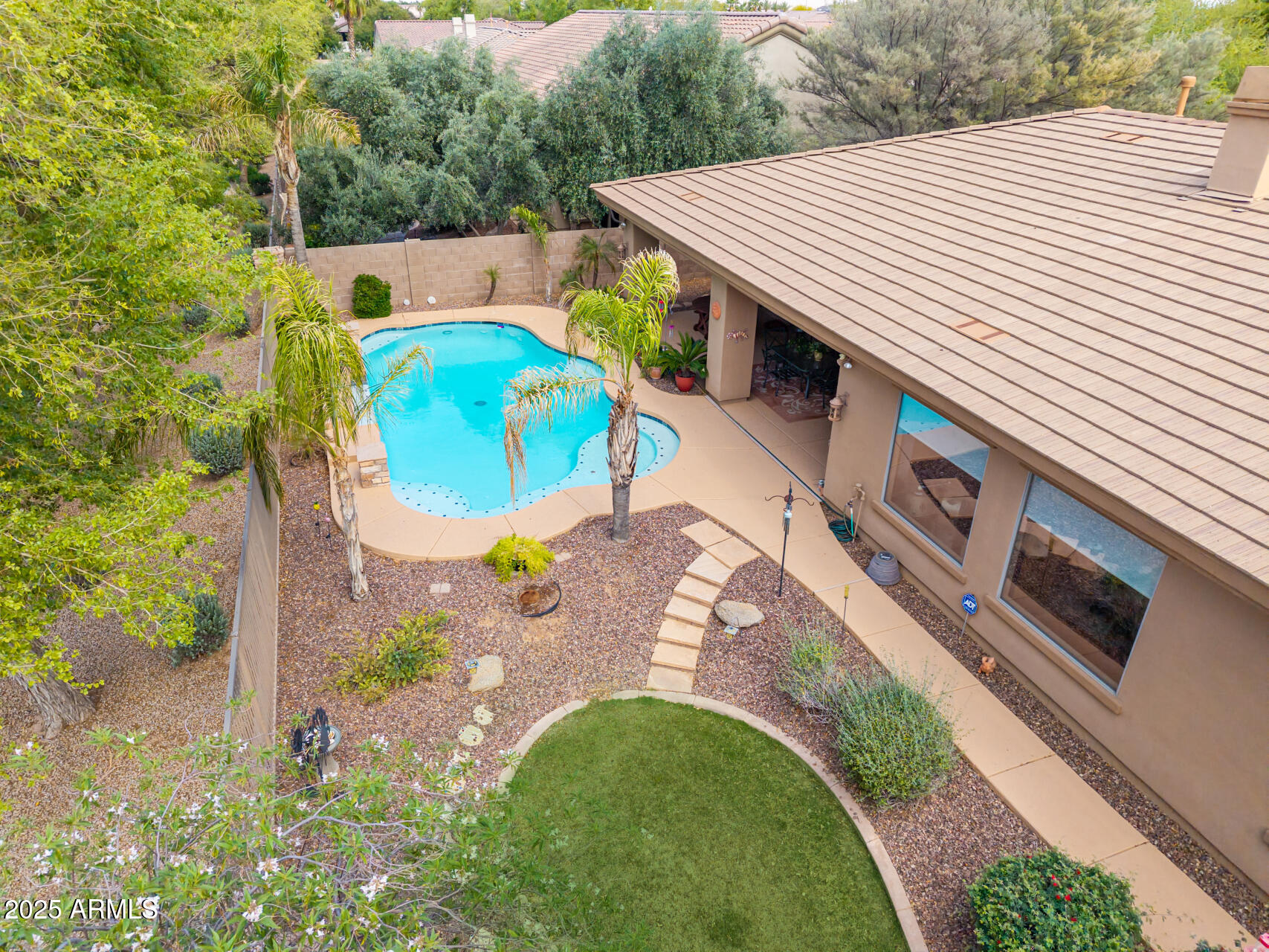 844 E COUNTY DOWN Drive