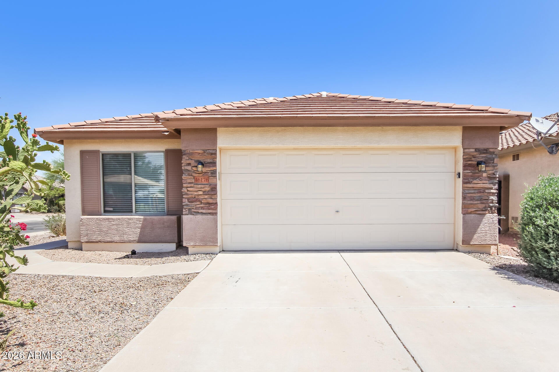 46176 W STARLIGHT Drive