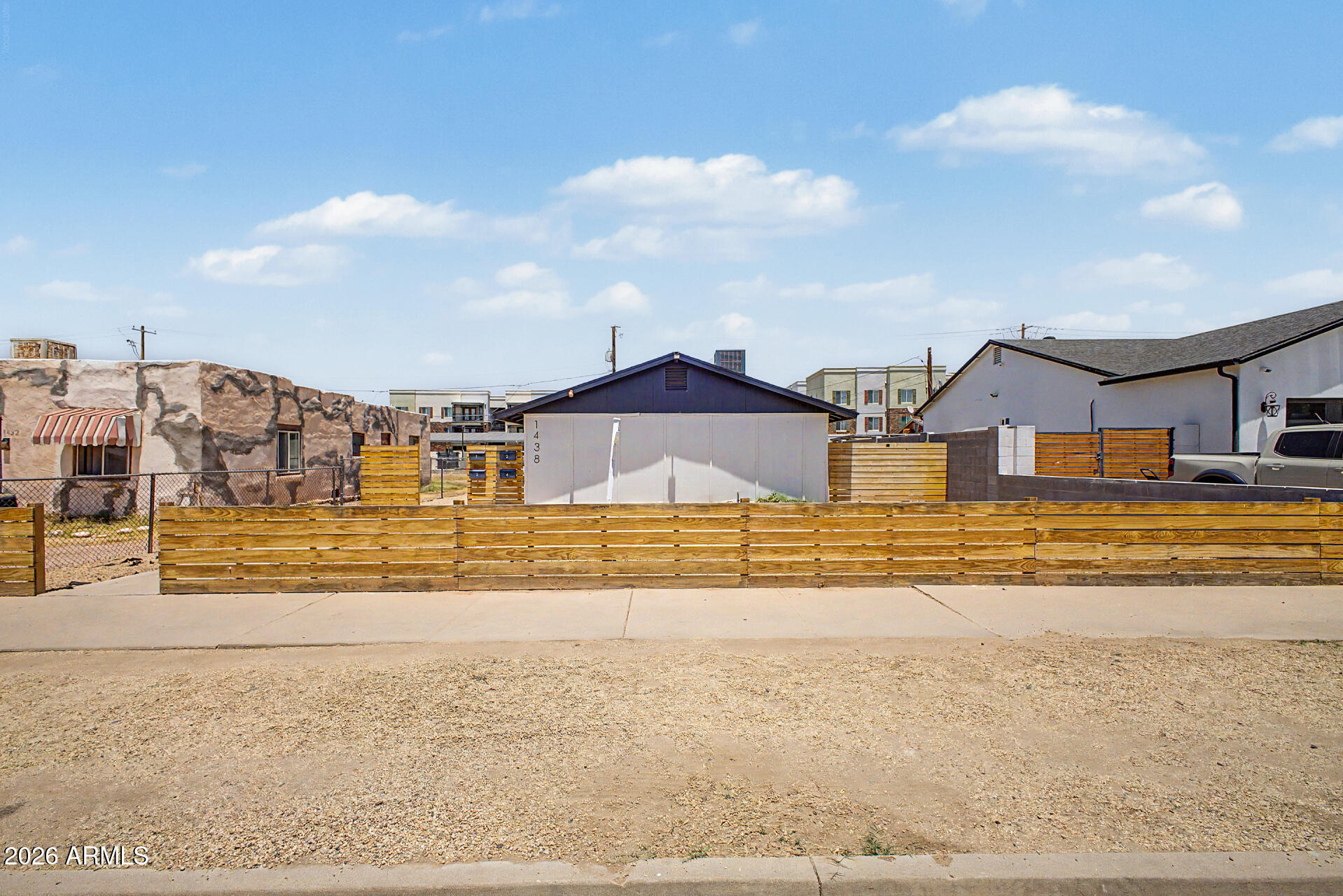 1438 E Adams Street Apt 2