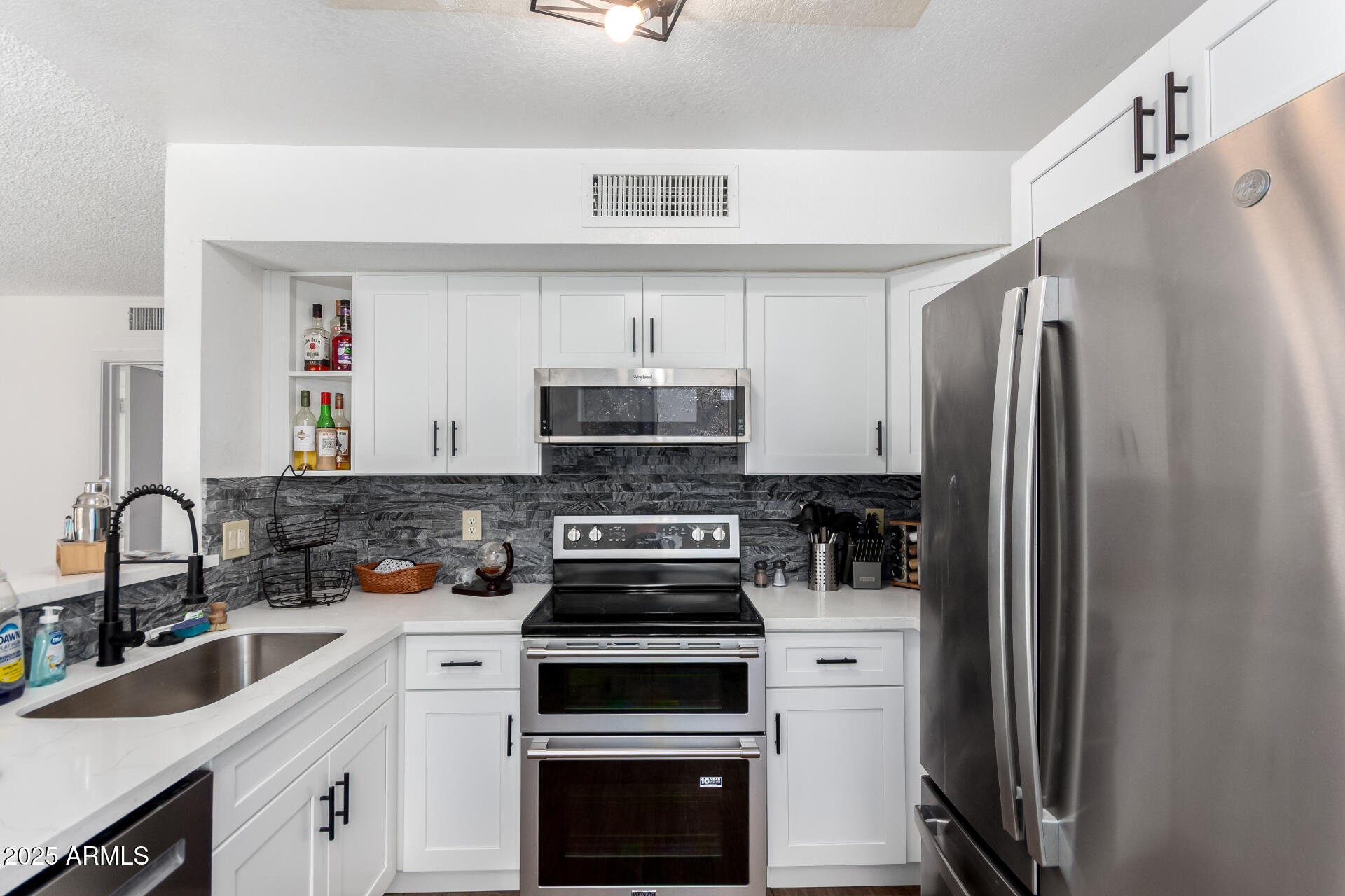 3829 W CAMINO DEL RIO --