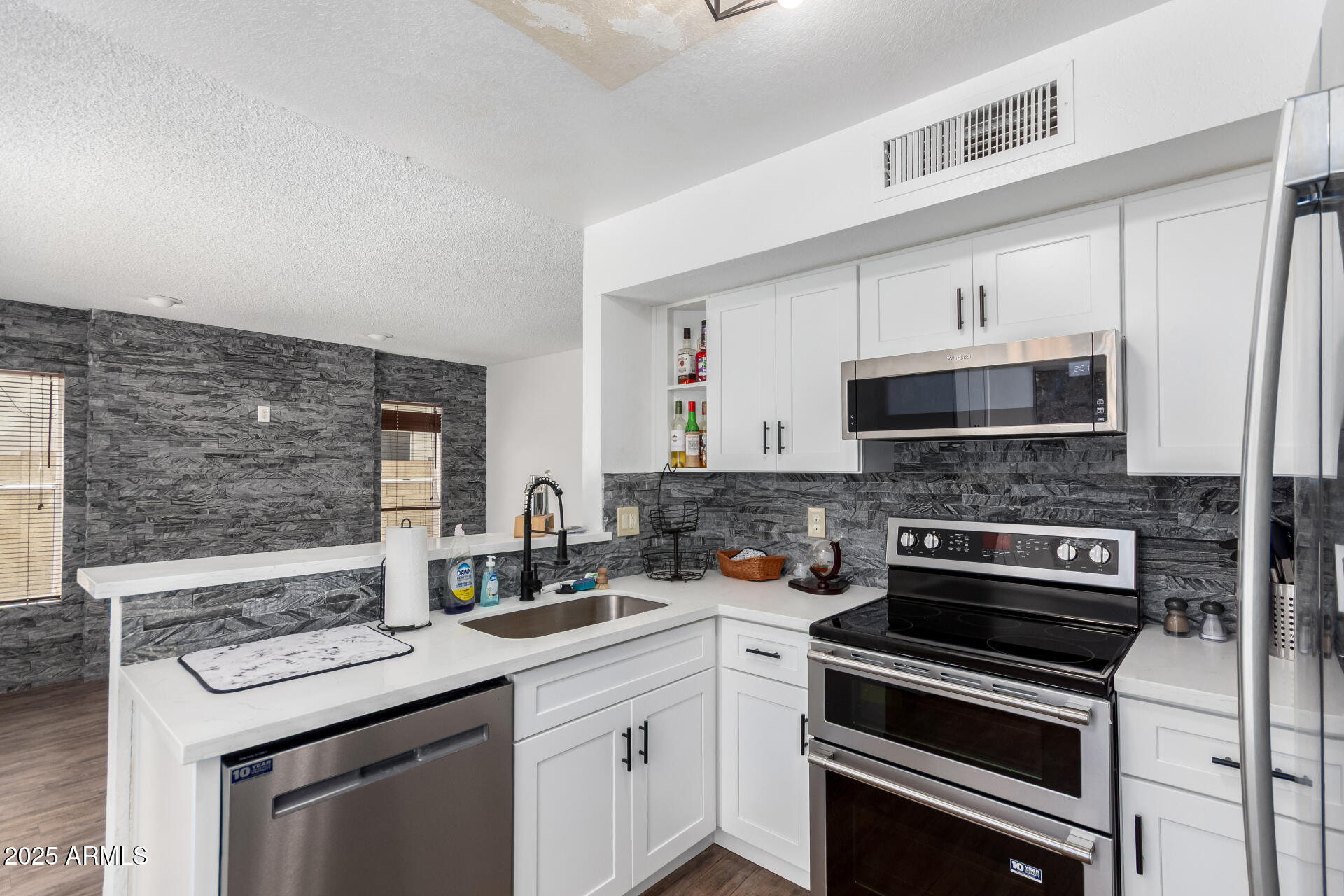 3829 W CAMINO DEL RIO --