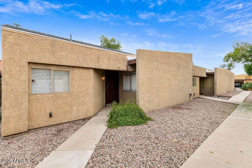 Photo of 914 S Melody Lane, Tempe, AZ 85281 (MLS # 6950617)