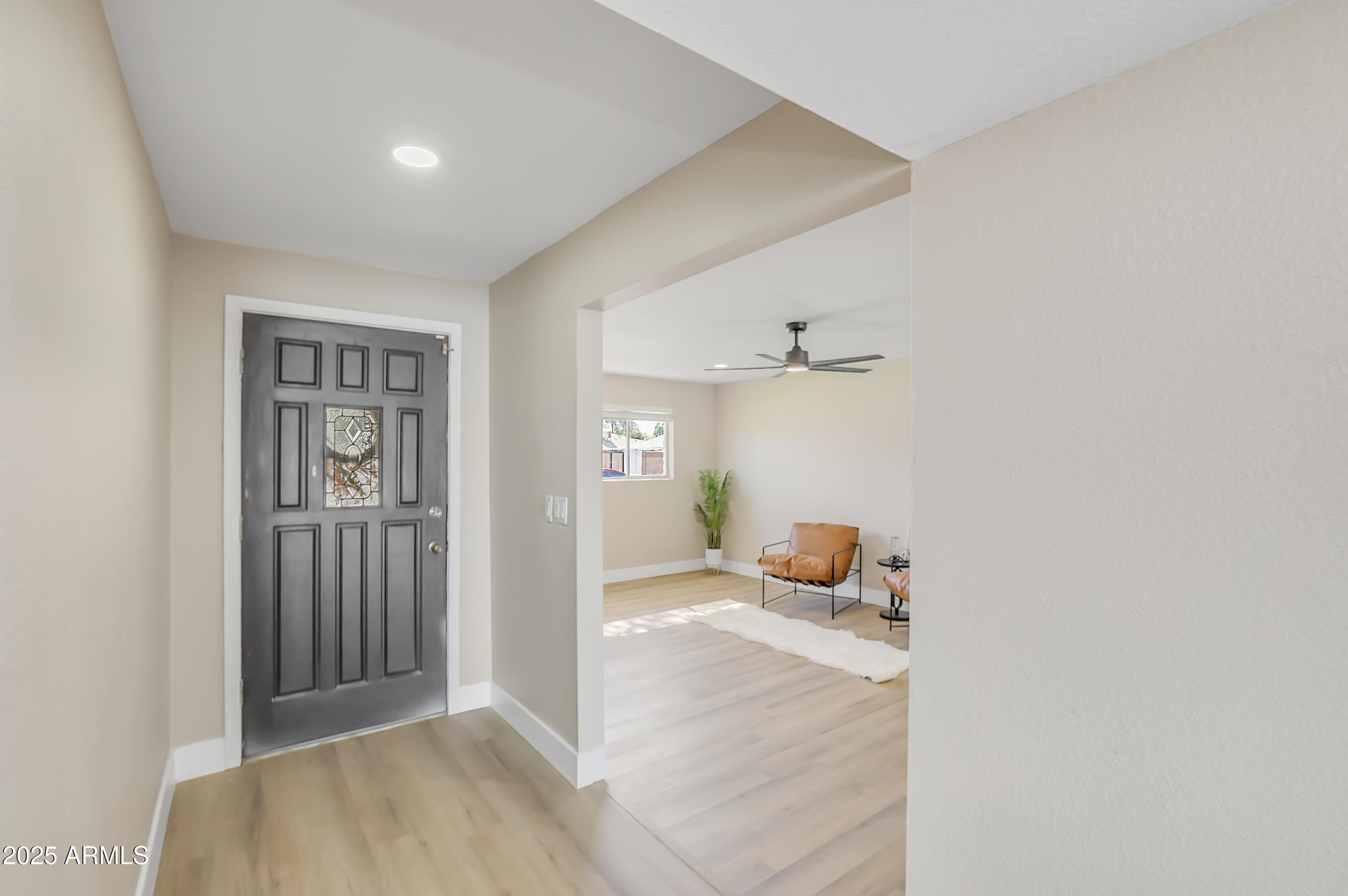 1018 W IVANHOE Street