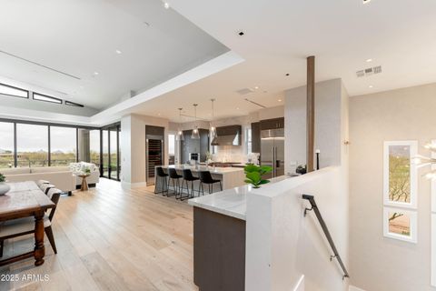 37200 N CAVE CREEK Road 2127 Scottsdale AZ 85262