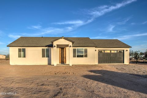 A home in Tonopah