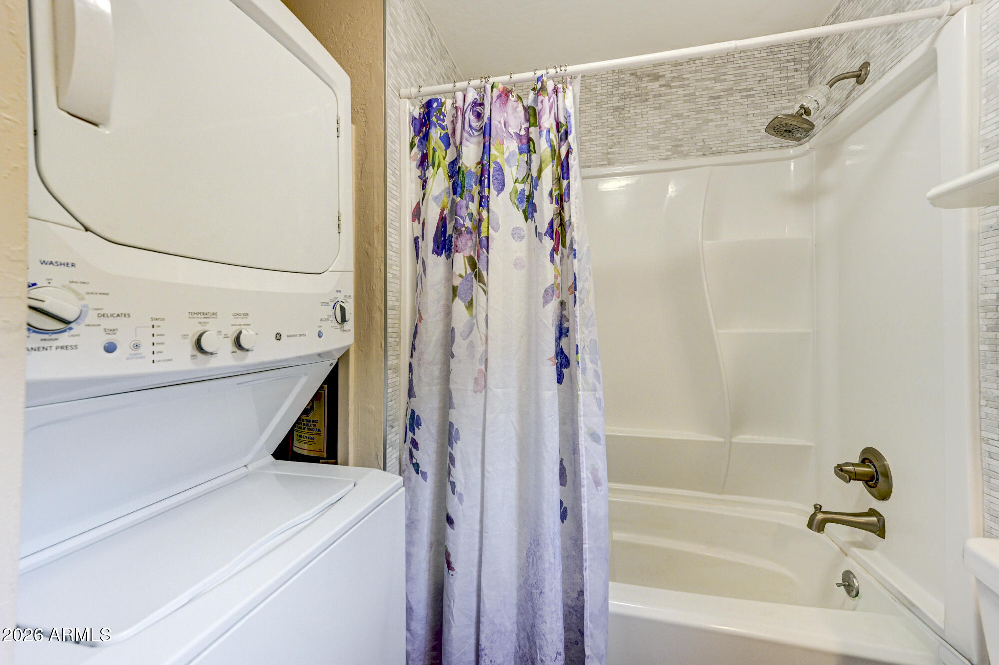 STRAWBERRY CREEK FOOTHILLS - Residential