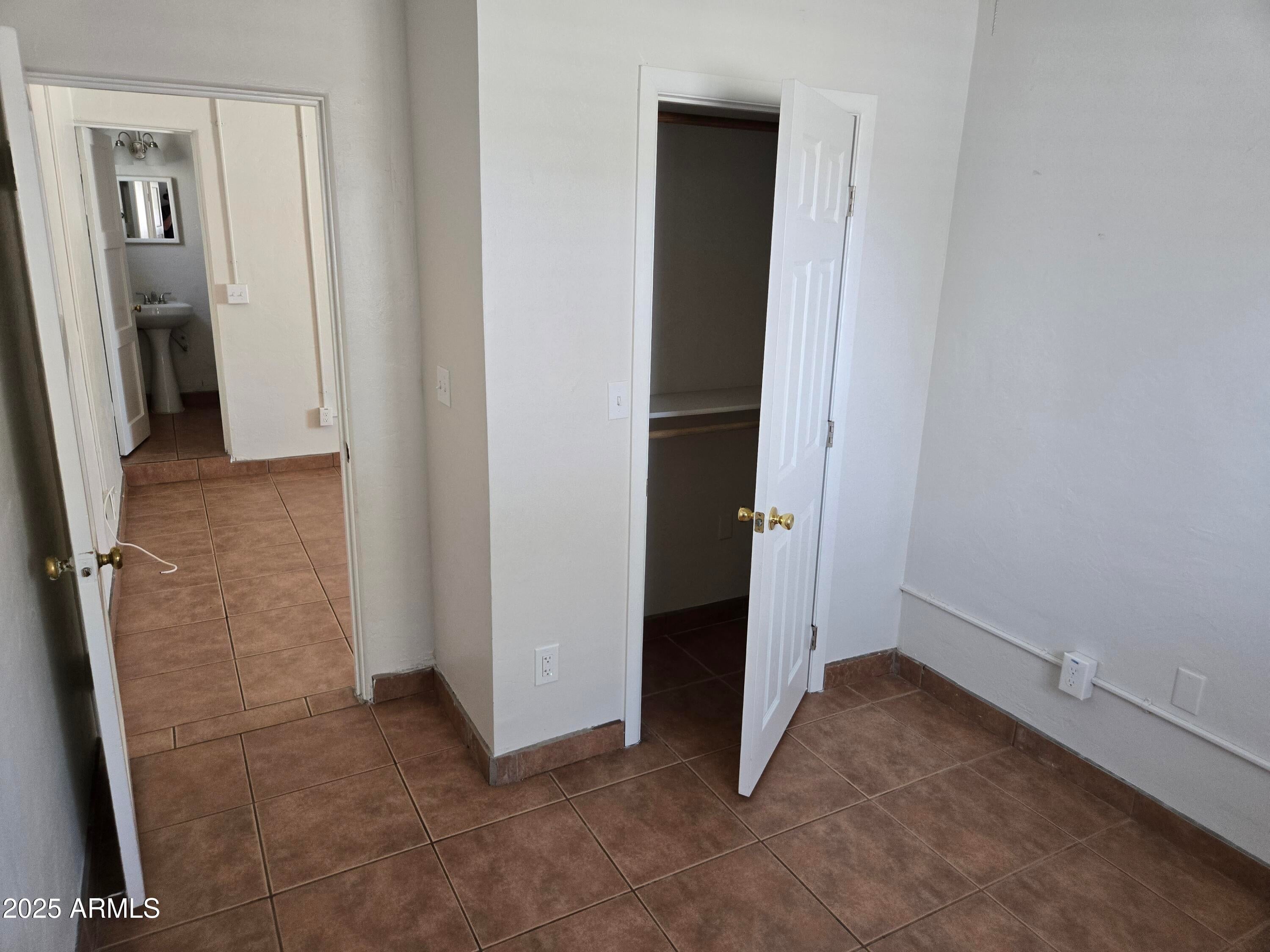 145 W Wickenburg Way Apt D