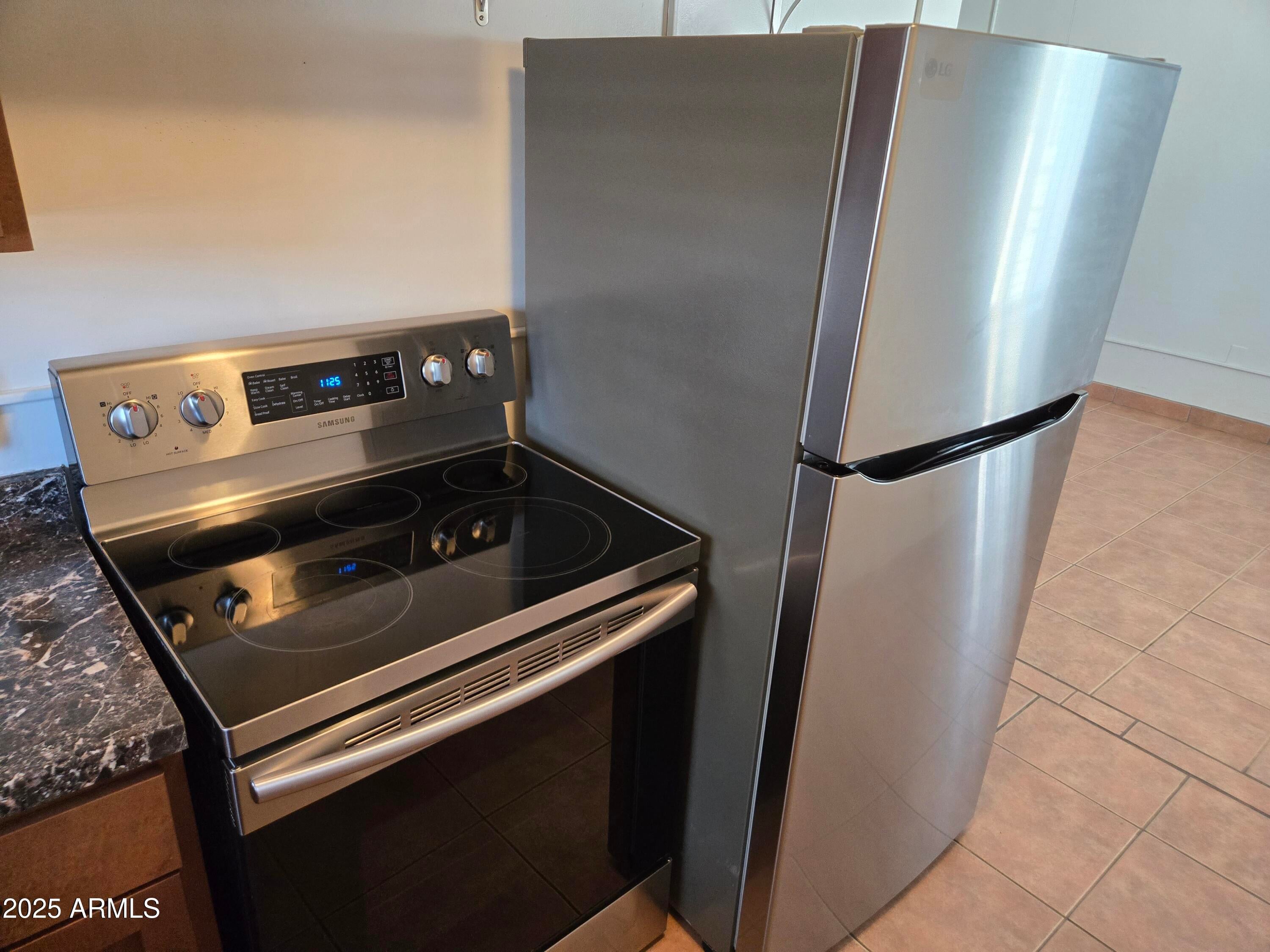 145 W Wickenburg Way Apt D