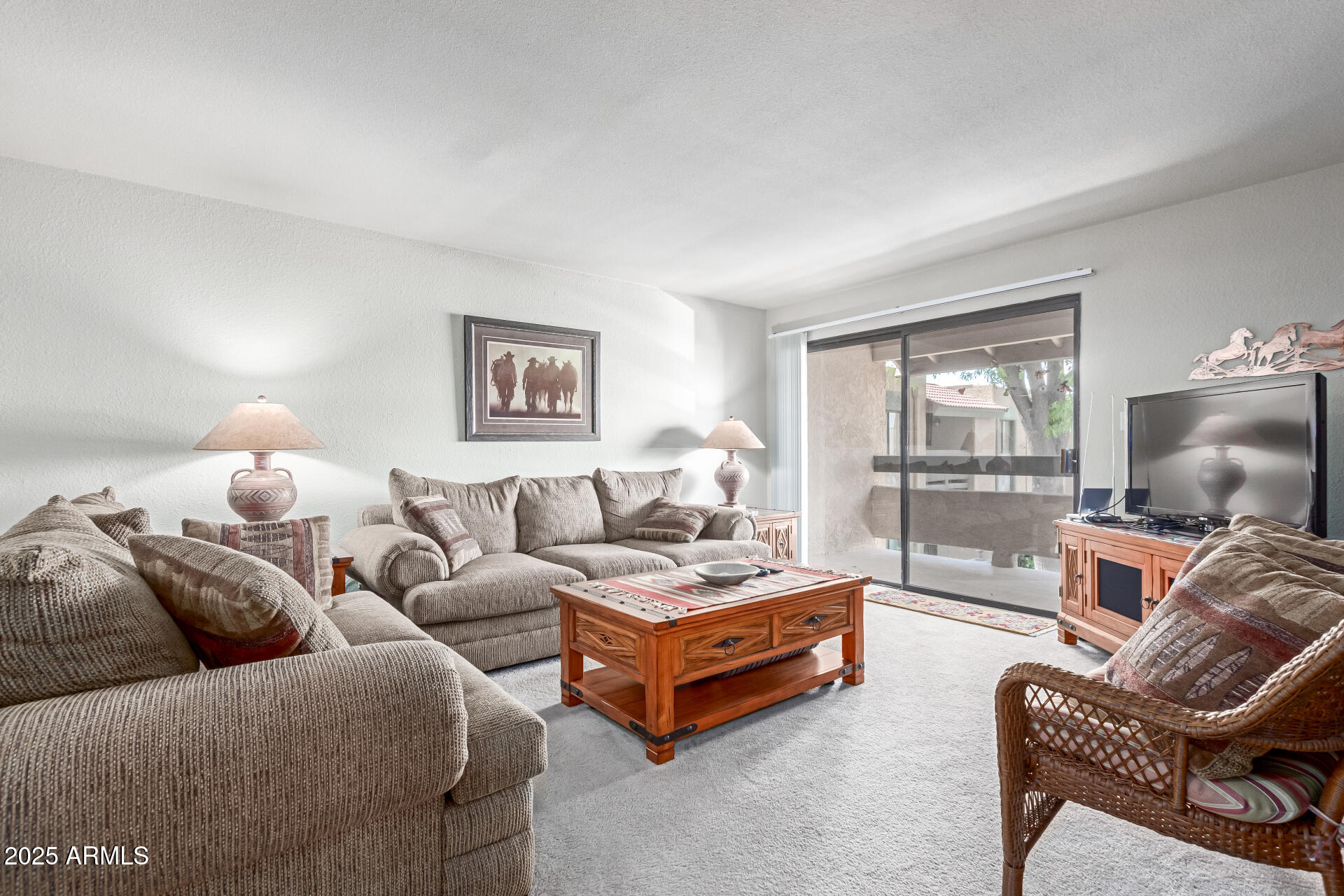 8500 E INDIAN SCHOOL Road 220