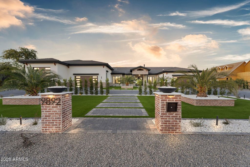 Photo of 9892 E Charter Oak Road, Scottsdale, AZ 85260 (MLS # 6975494)