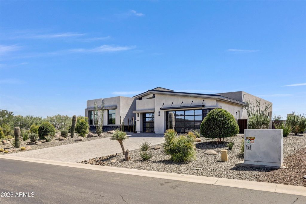 Photo of 17437 E Lonesome Canyon Drive, Rio Verde, AZ 85263 (MLS # 6937123)