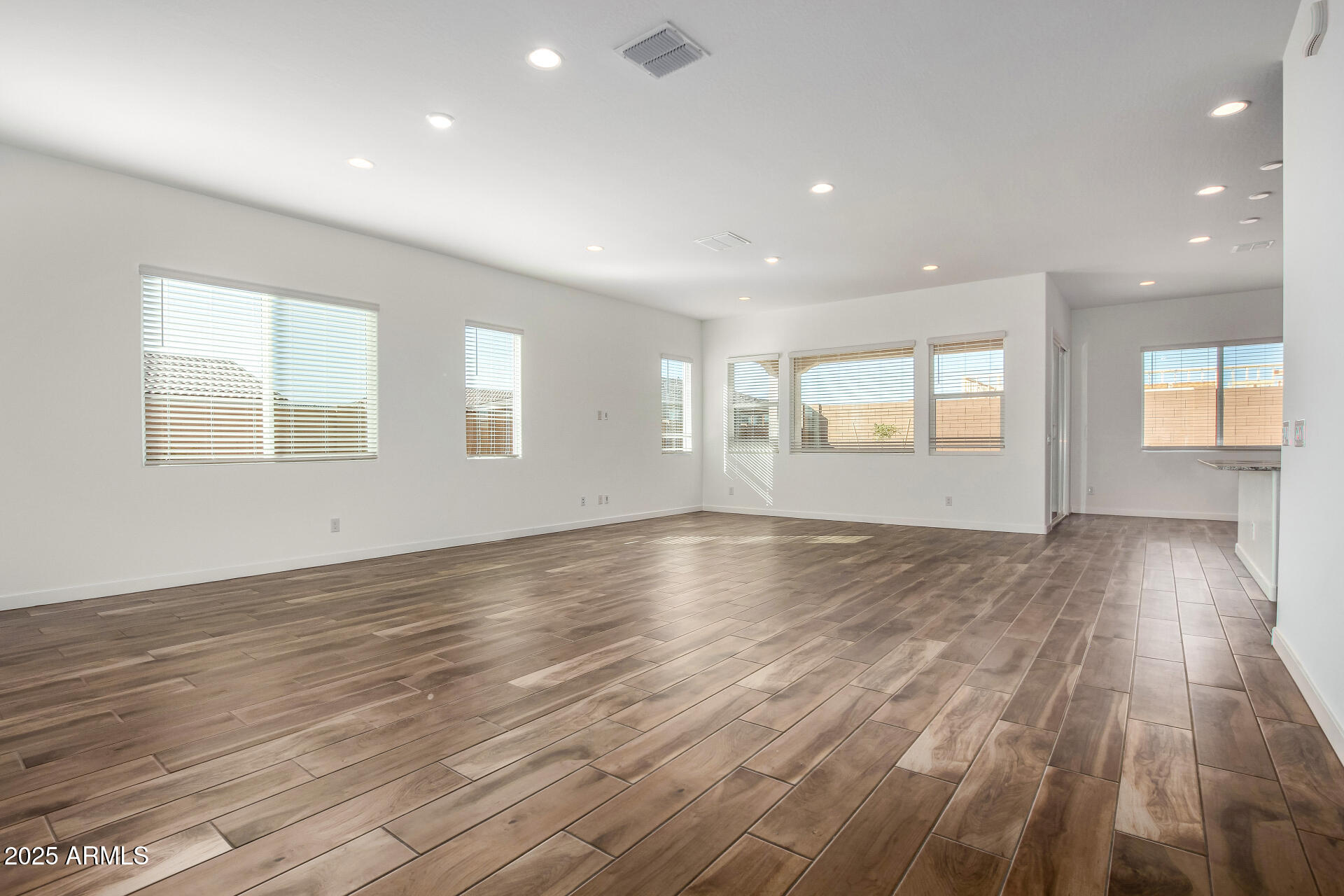 14958 W SMOKETREE Drive