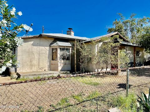 231 E SECOND Avenue Hayden AZ 85135