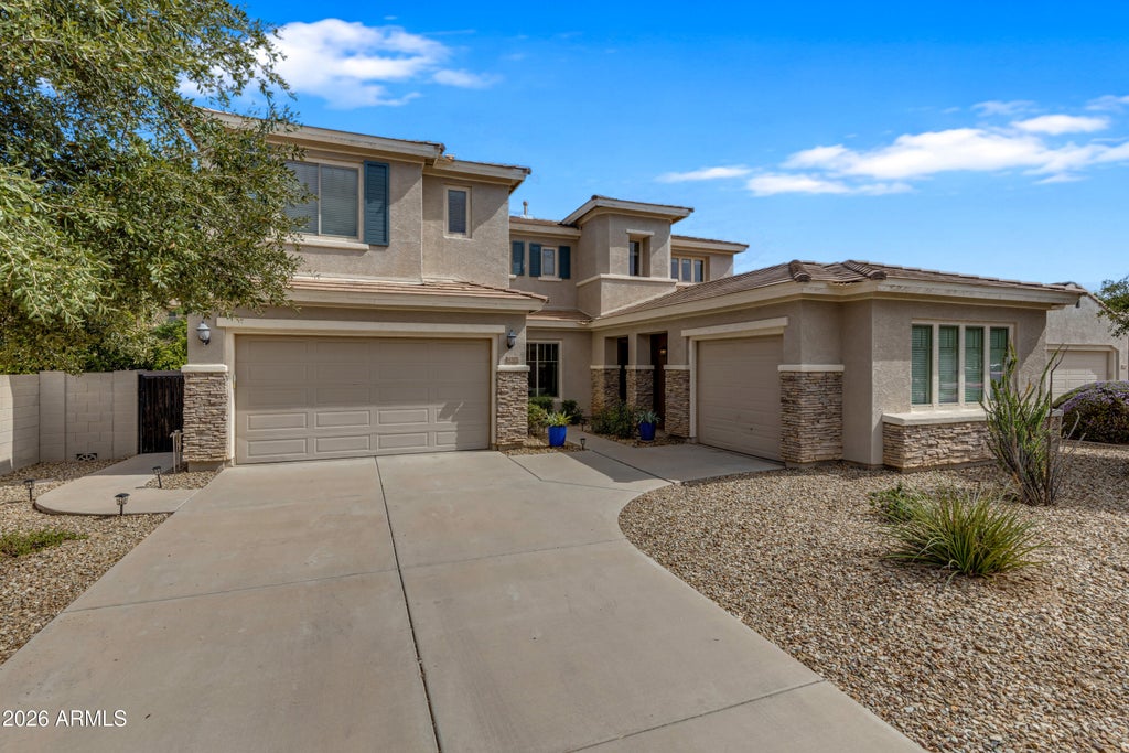Photo of 4307 S Summit Street, Gilbert, AZ 85297 (MLS # 7093581)