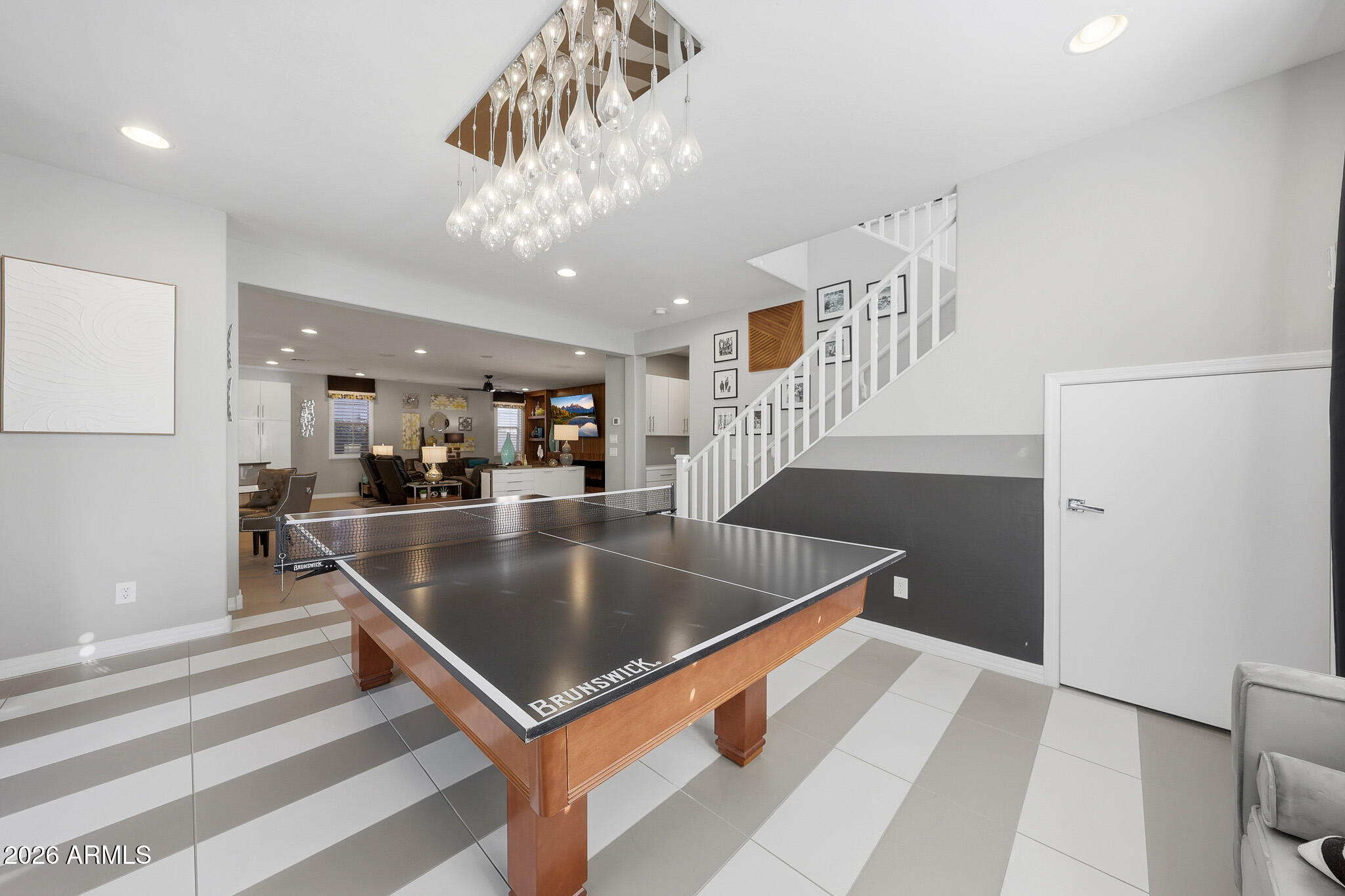 15994 W SHAW BUTTE Drive