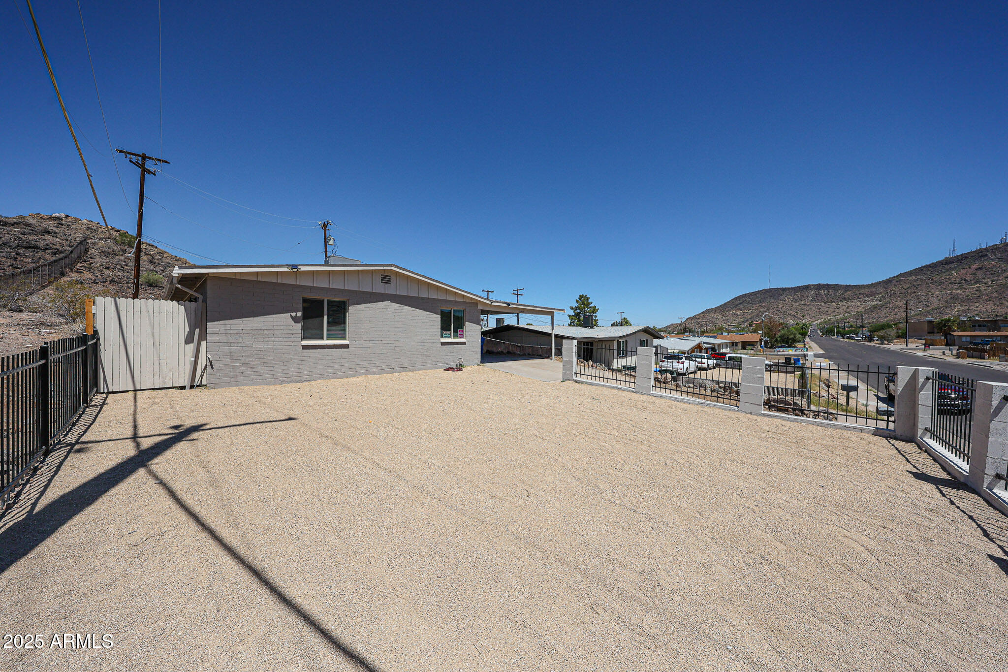 10202 N 15TH Avenue N 2