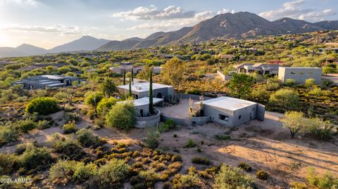 Photo of 41472 N Deer Trail Road, Cave Creek, AZ 85331 (MLS # 6925600)