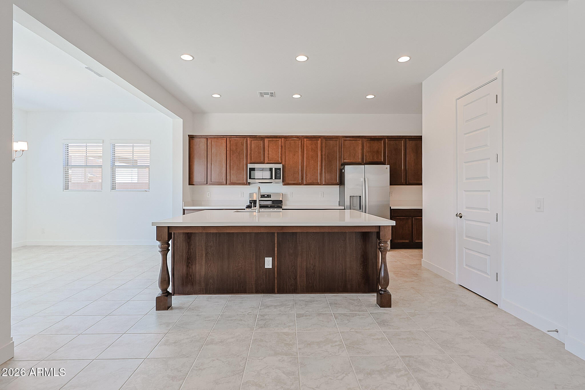 7687 W BRONCO Trail