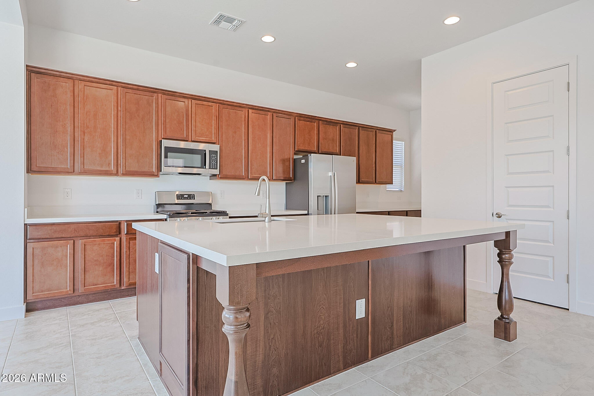 7687 W BRONCO Trail