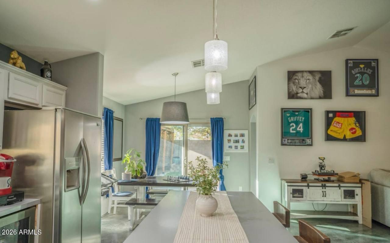 16763 W SHERMAN Street