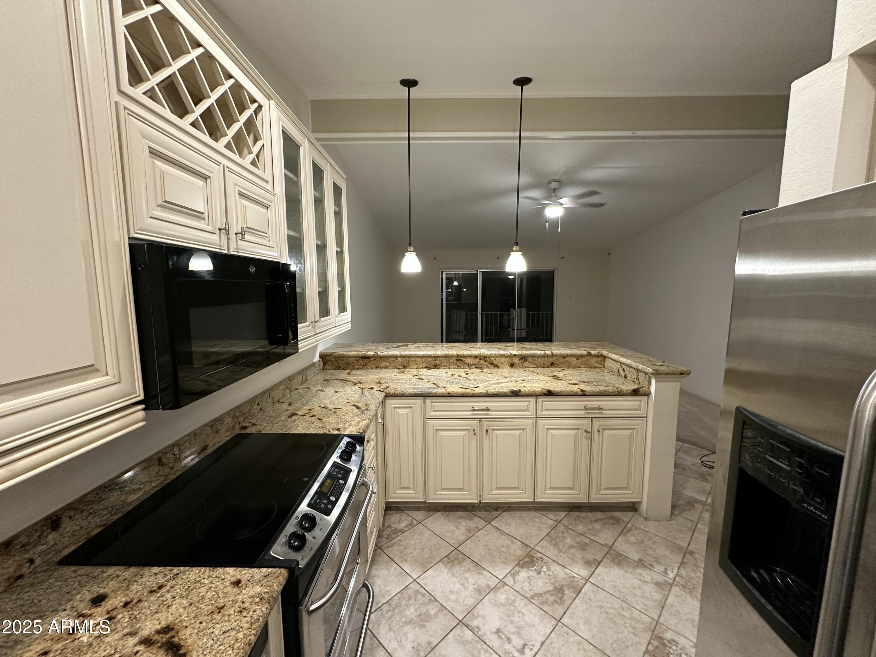 10847 N FAIRWAY Court 211