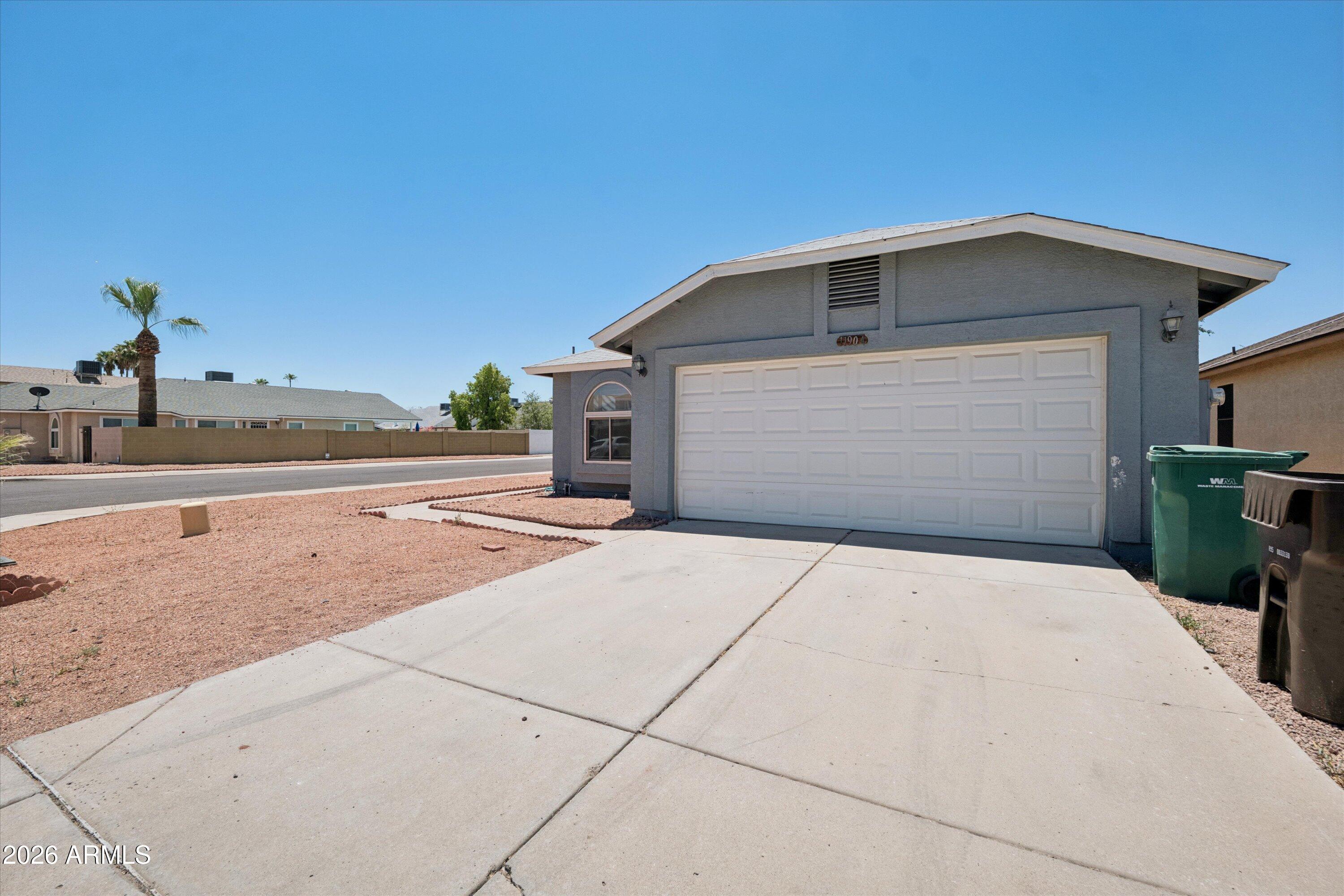 11904 N 76th Lane